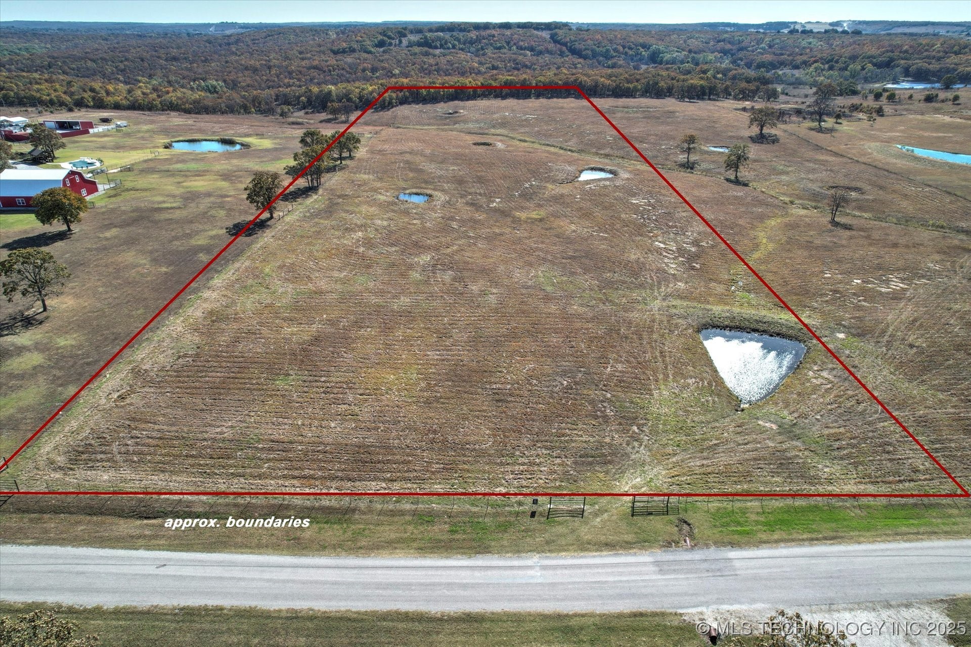 161 County Road 2280 Property Photo 13