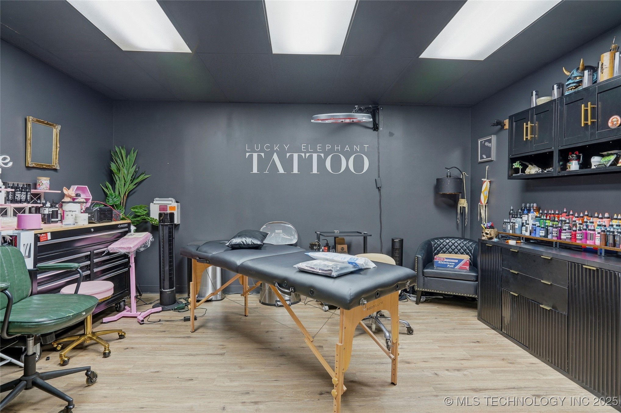 3227 S Lakewood Avenue Property Photo 30