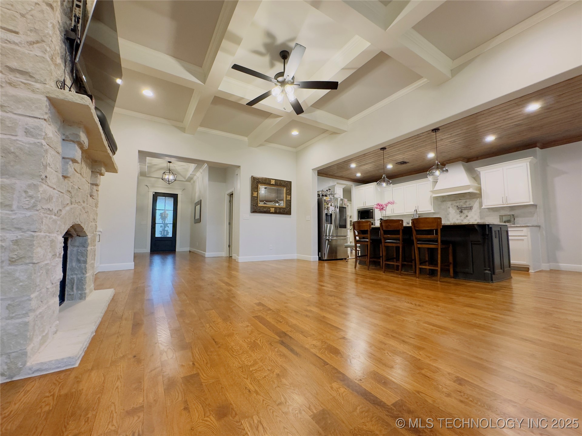 12419 S 102nd East Avenue Property Photo 6