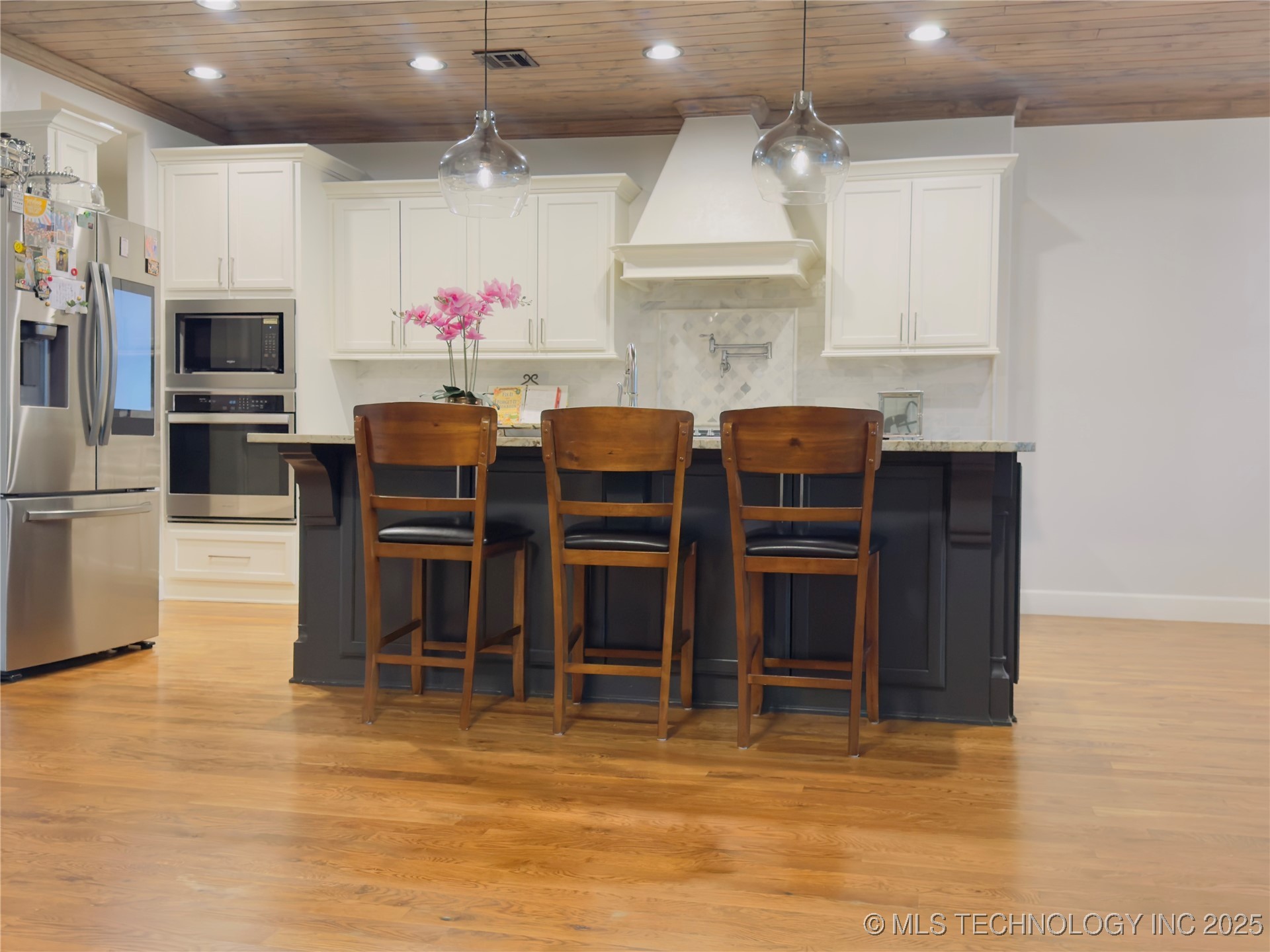 12419 S 102nd East Avenue Property Photo 8