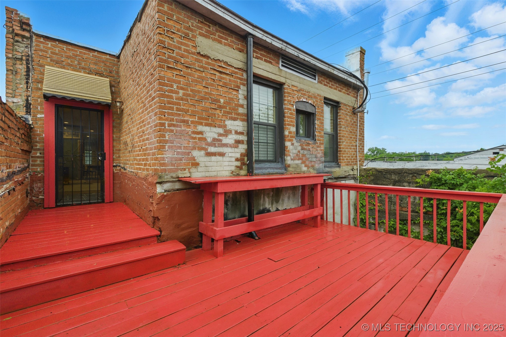 111 E Broadway Avenue Property Photo 30