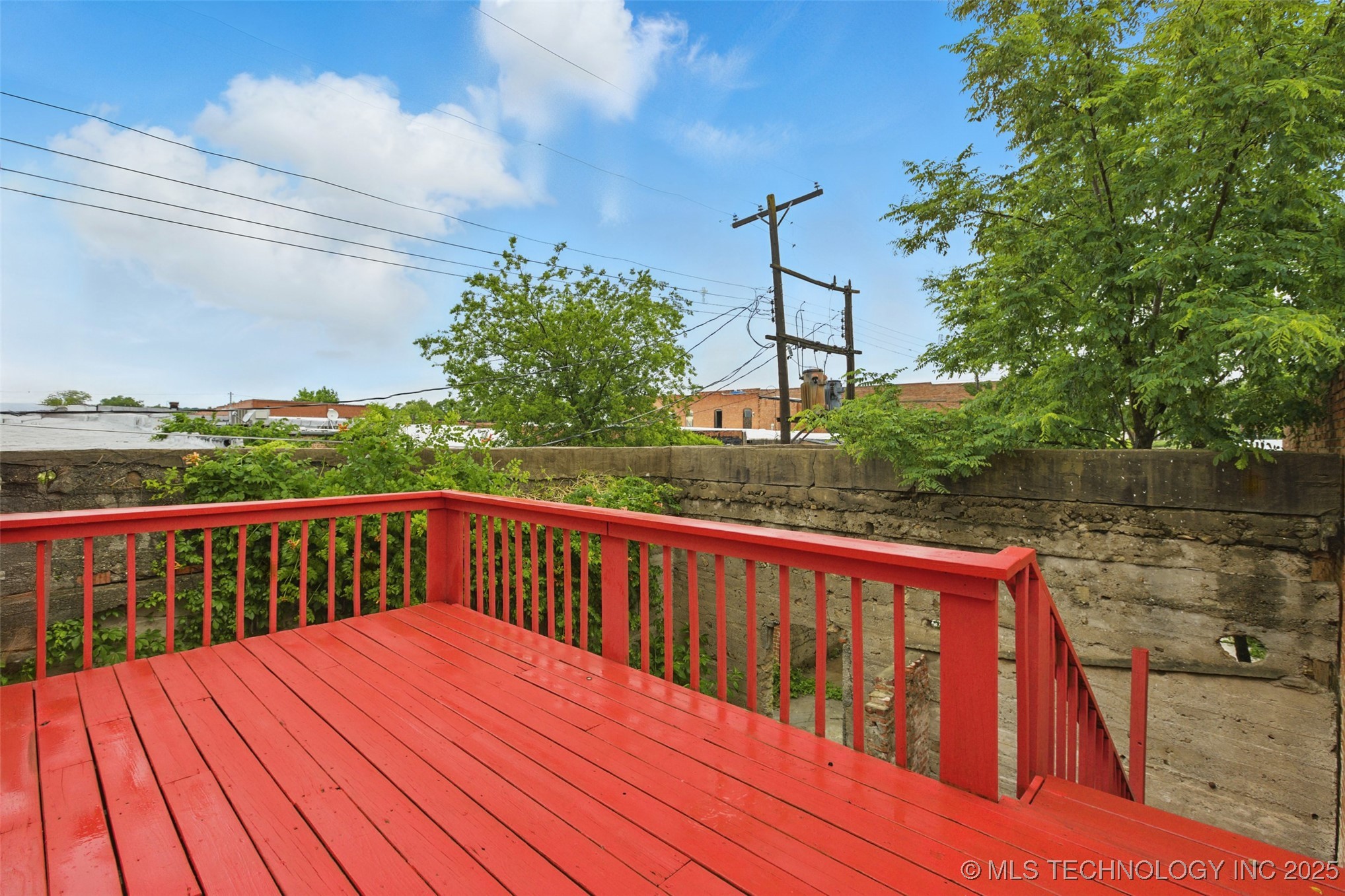 111 E Broadway Avenue Property Photo 31