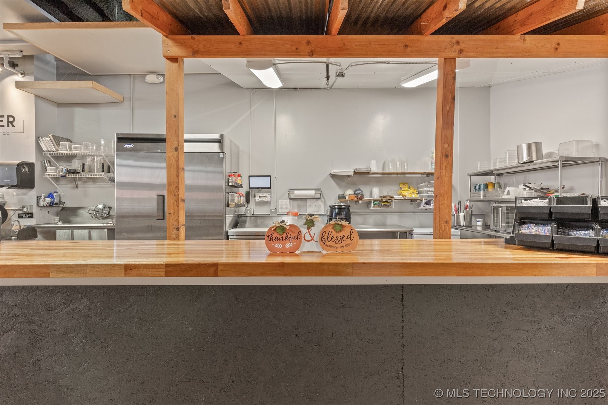 118 N Main Street Property Photo 11