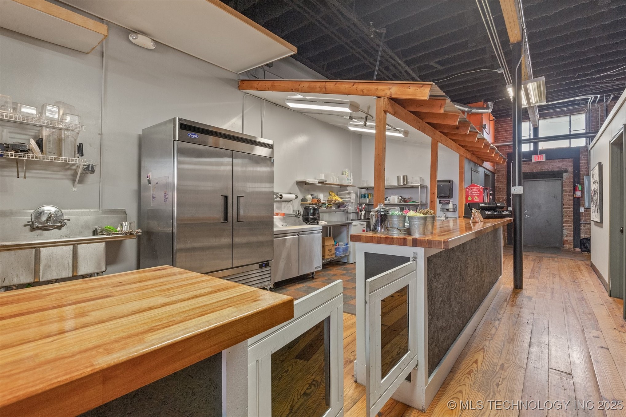 118 N Main Street Property Photo 12