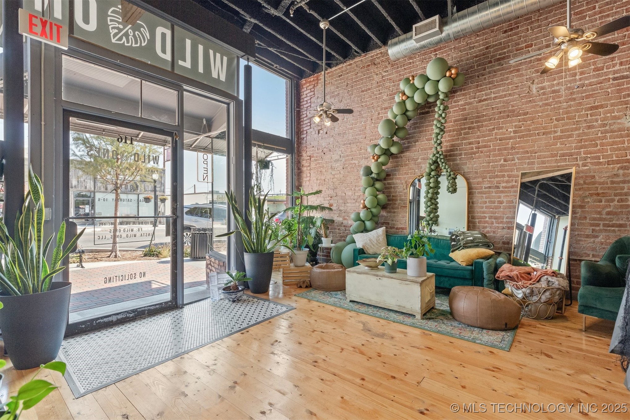 118 N Main Street Property Photo 19