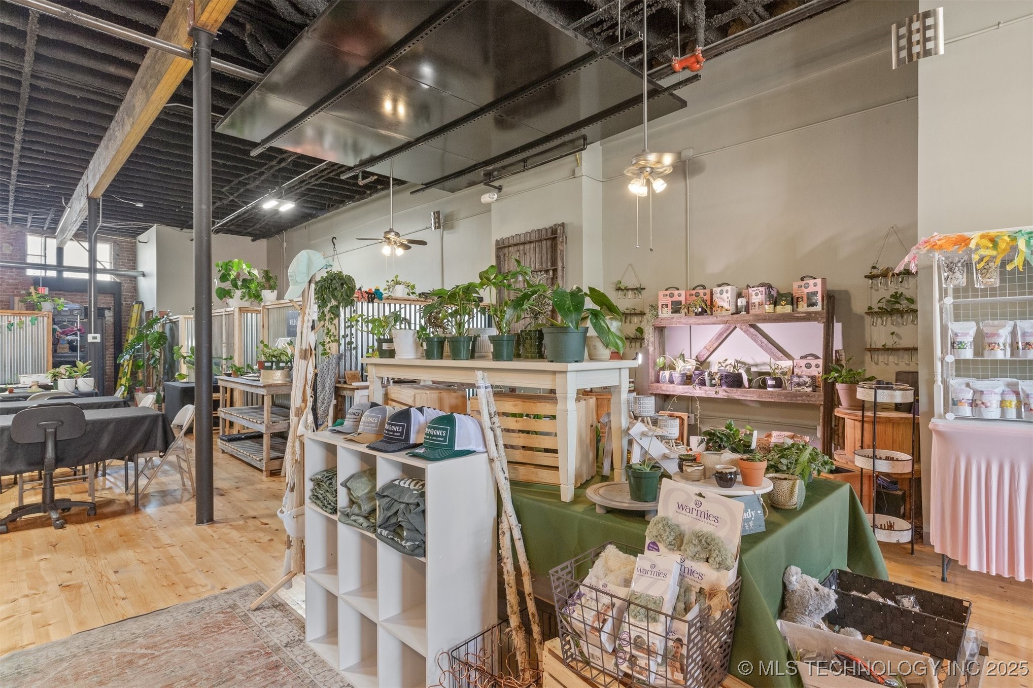 118 N Main Street Property Photo 22