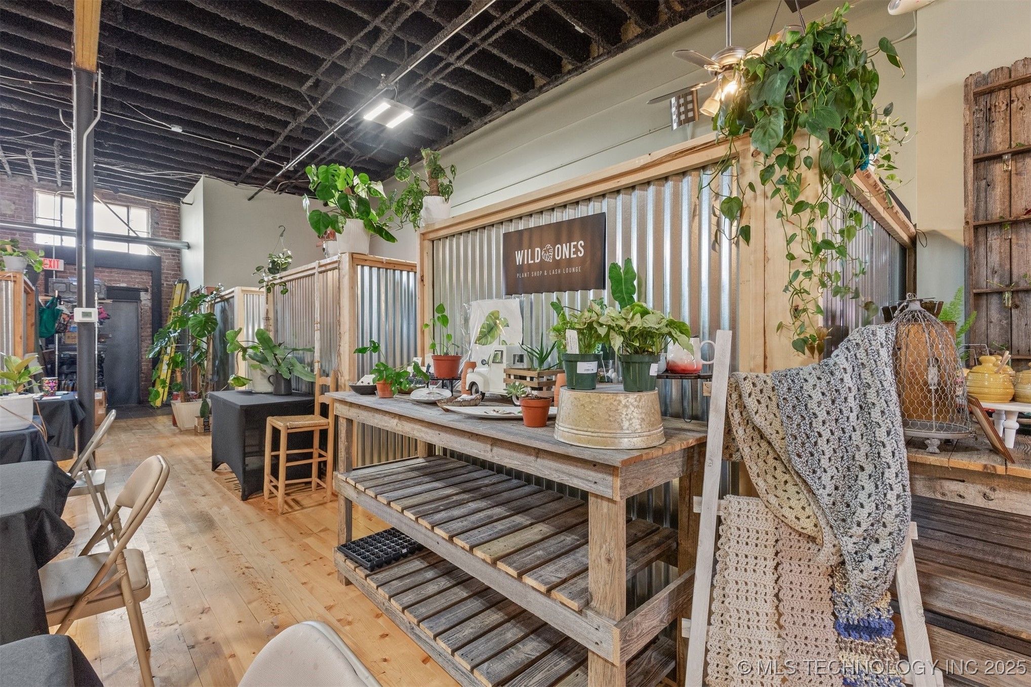 118 N Main Street Property Photo 24