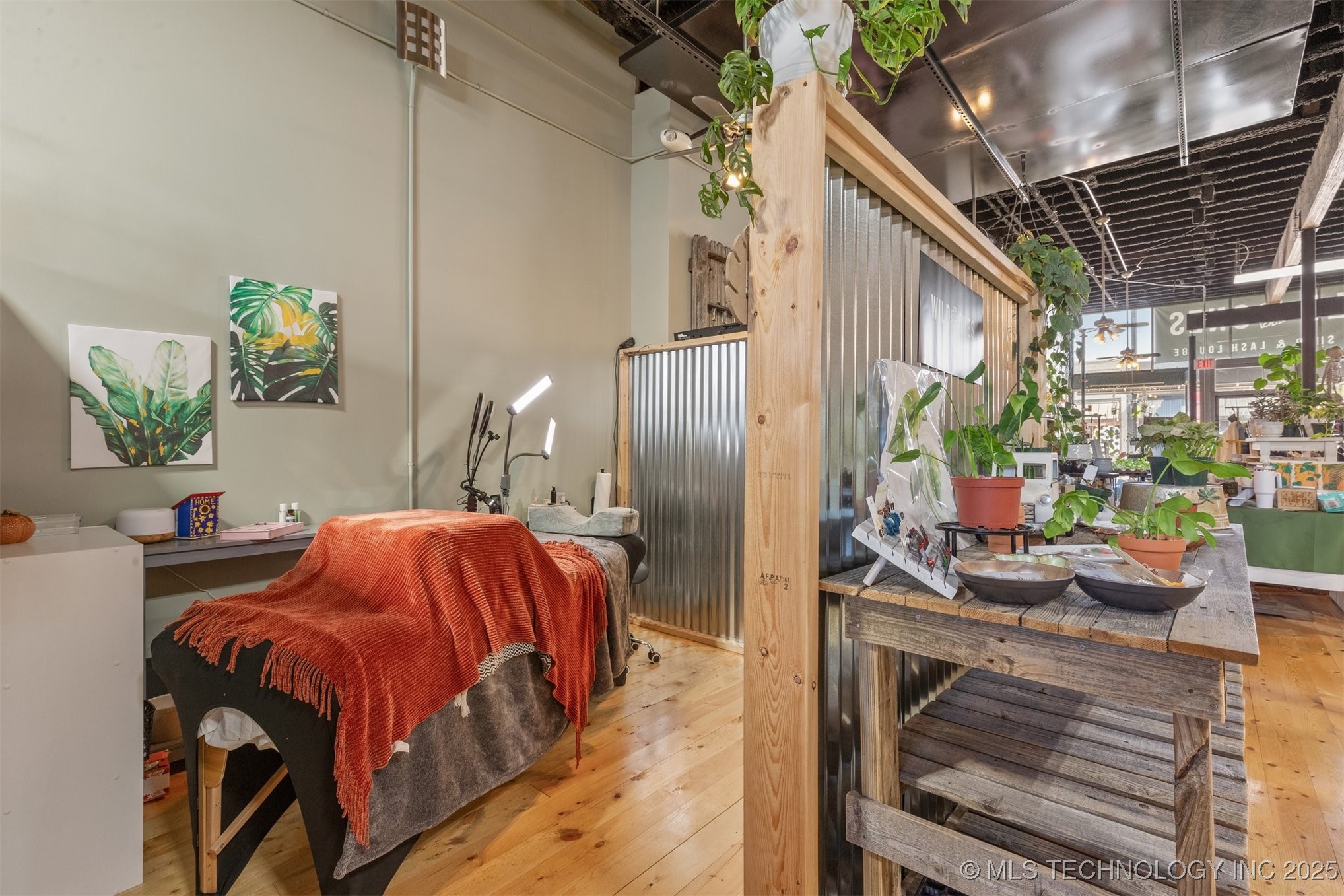 118 N Main Street Property Photo 25