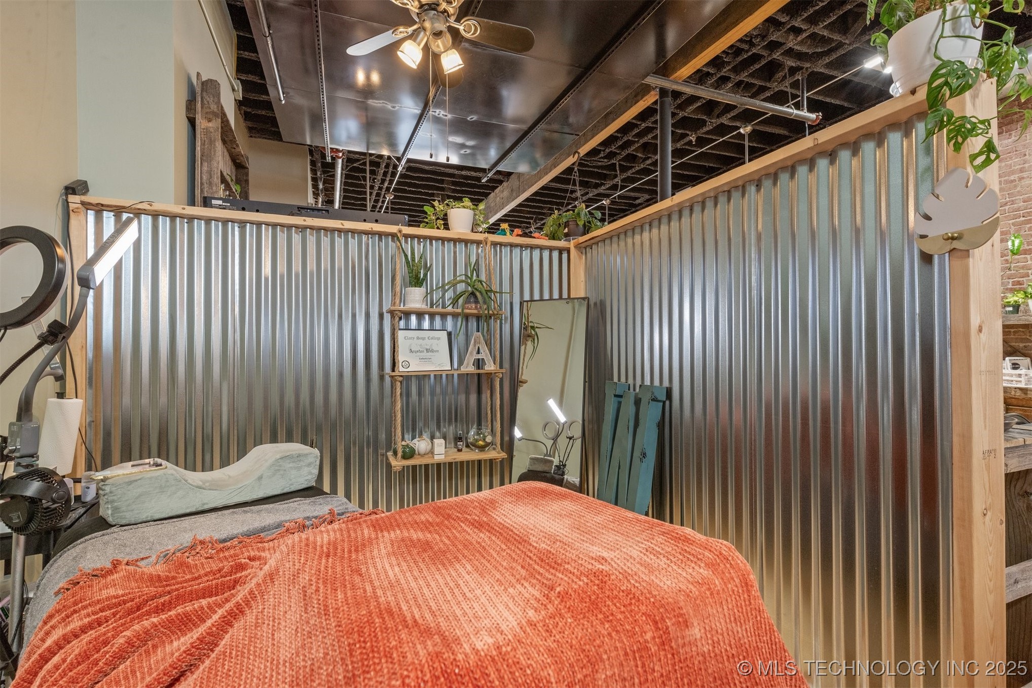 118 N Main Street Property Photo 26