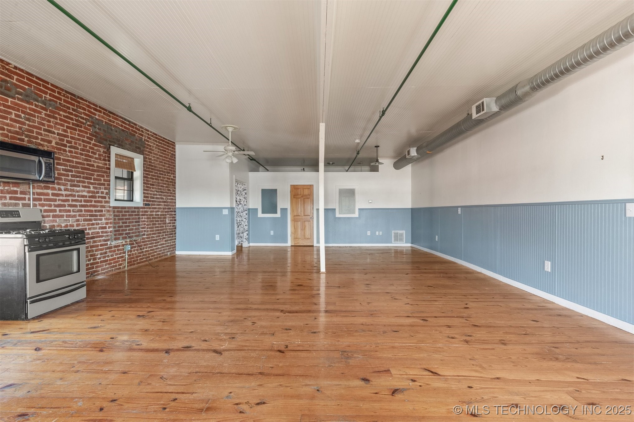 118 N Main Street Property Photo 36