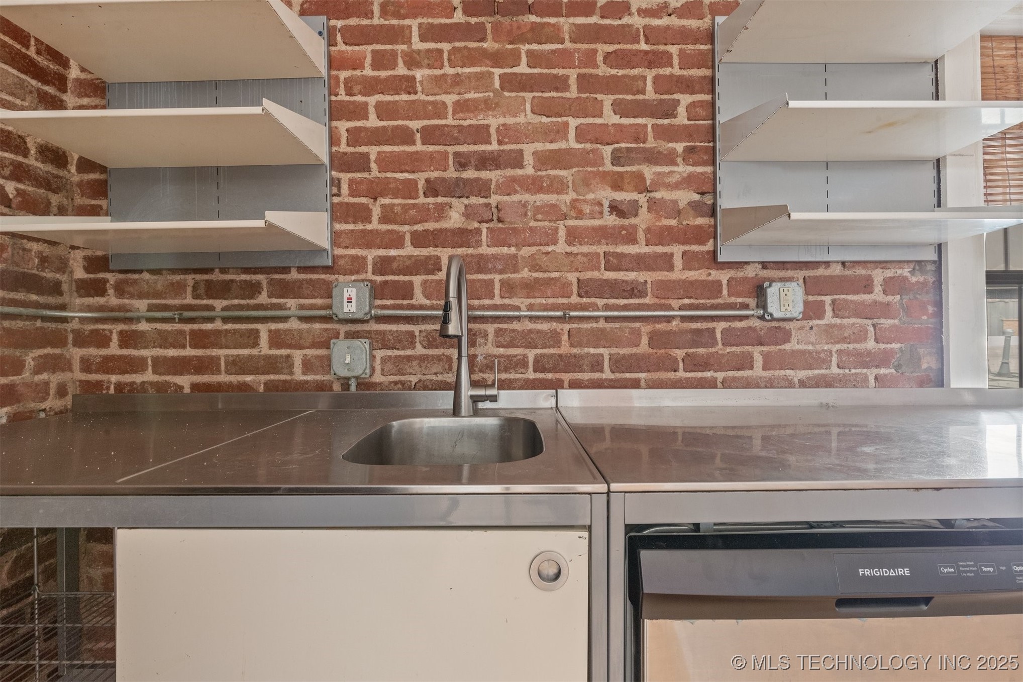 118 N Main Street Property Photo 38