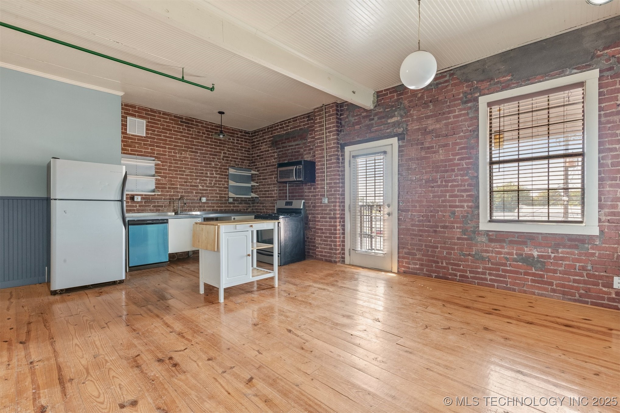 118 N Main Street Property Photo 49