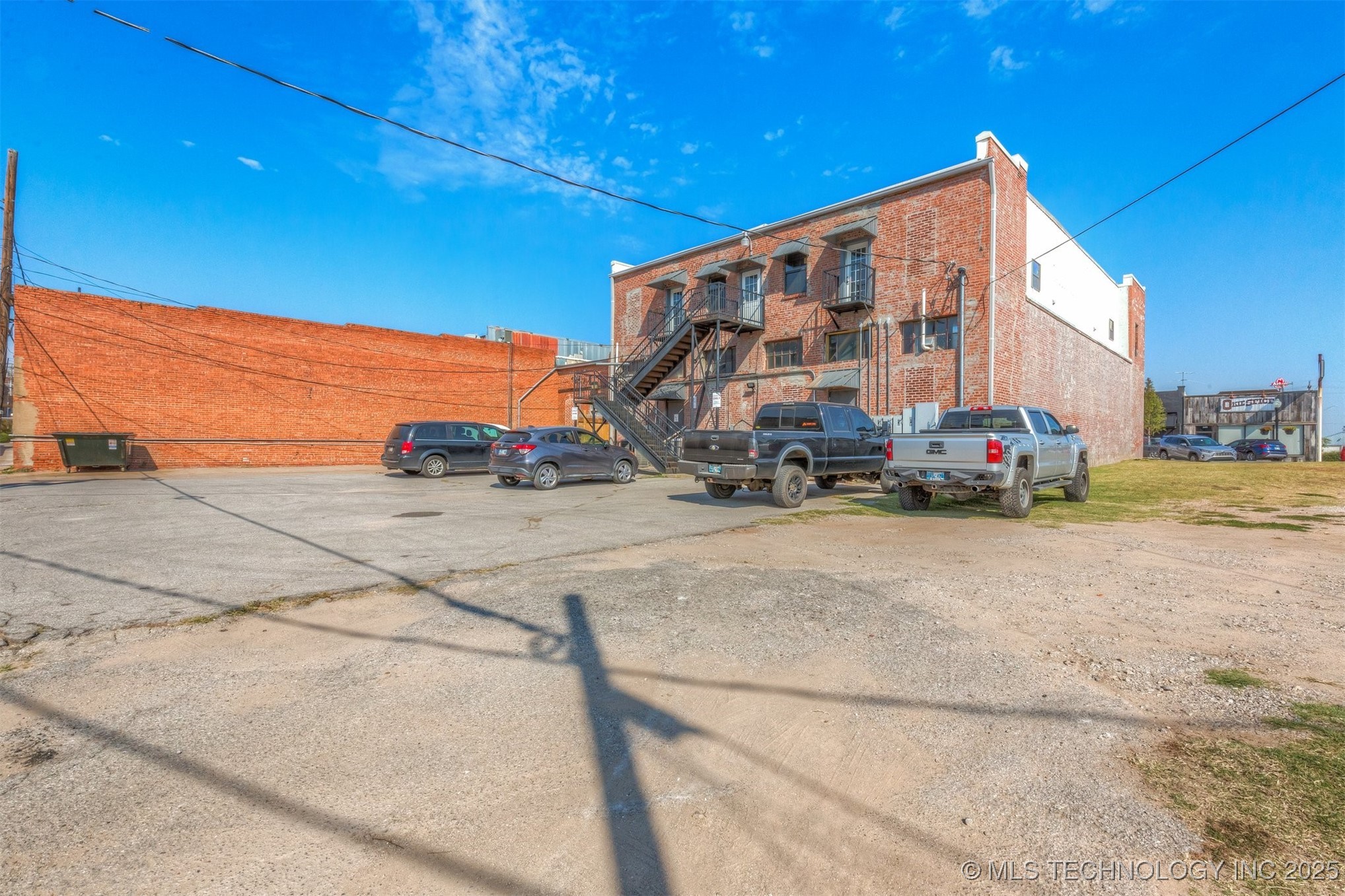 118 N Main Street Property Photo 63