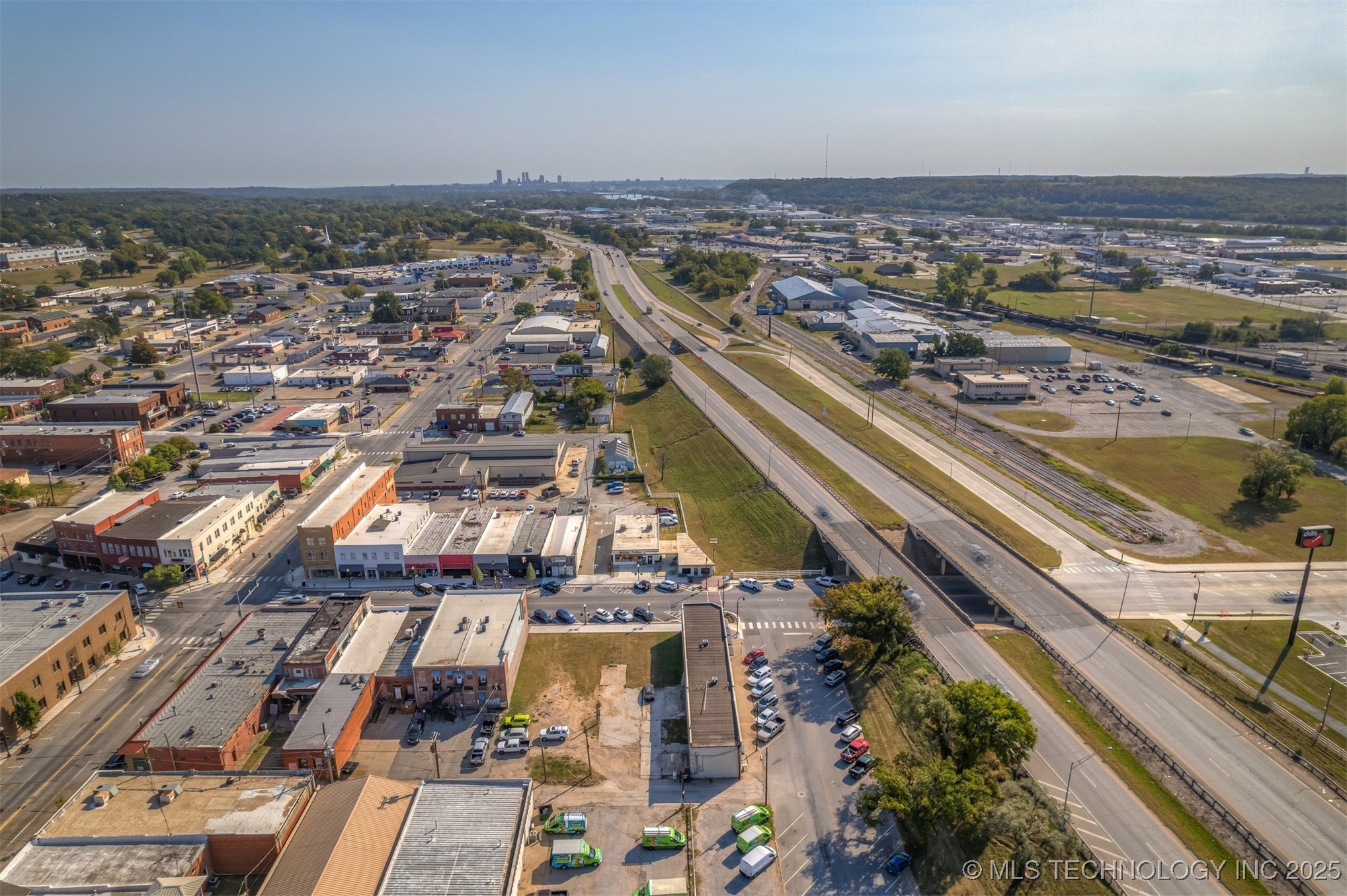 118 N Main Street Property Photo 75