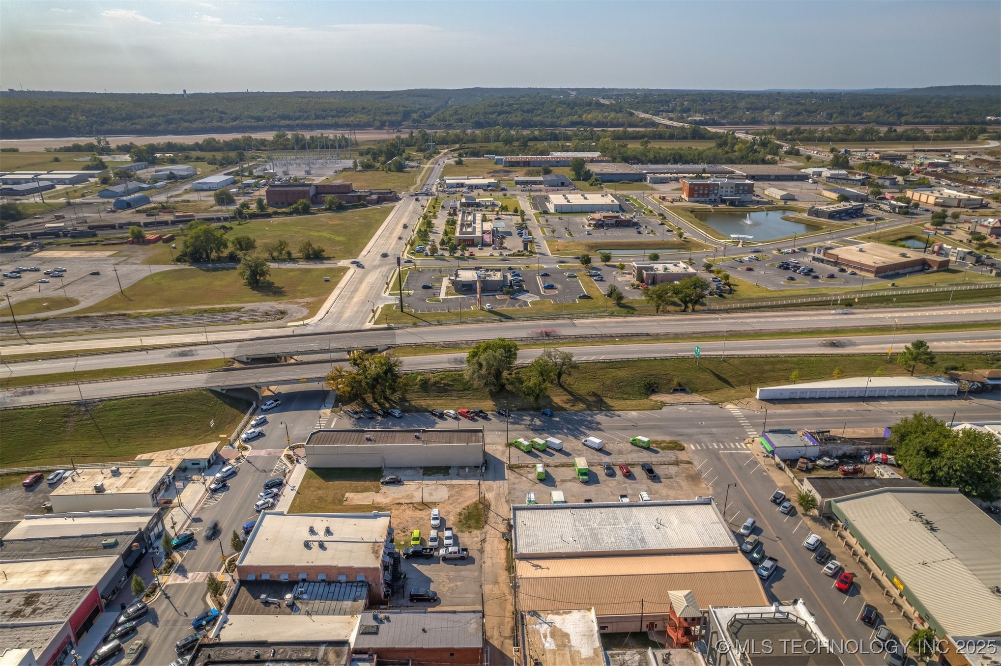 118 N Main Street Property Photo 78