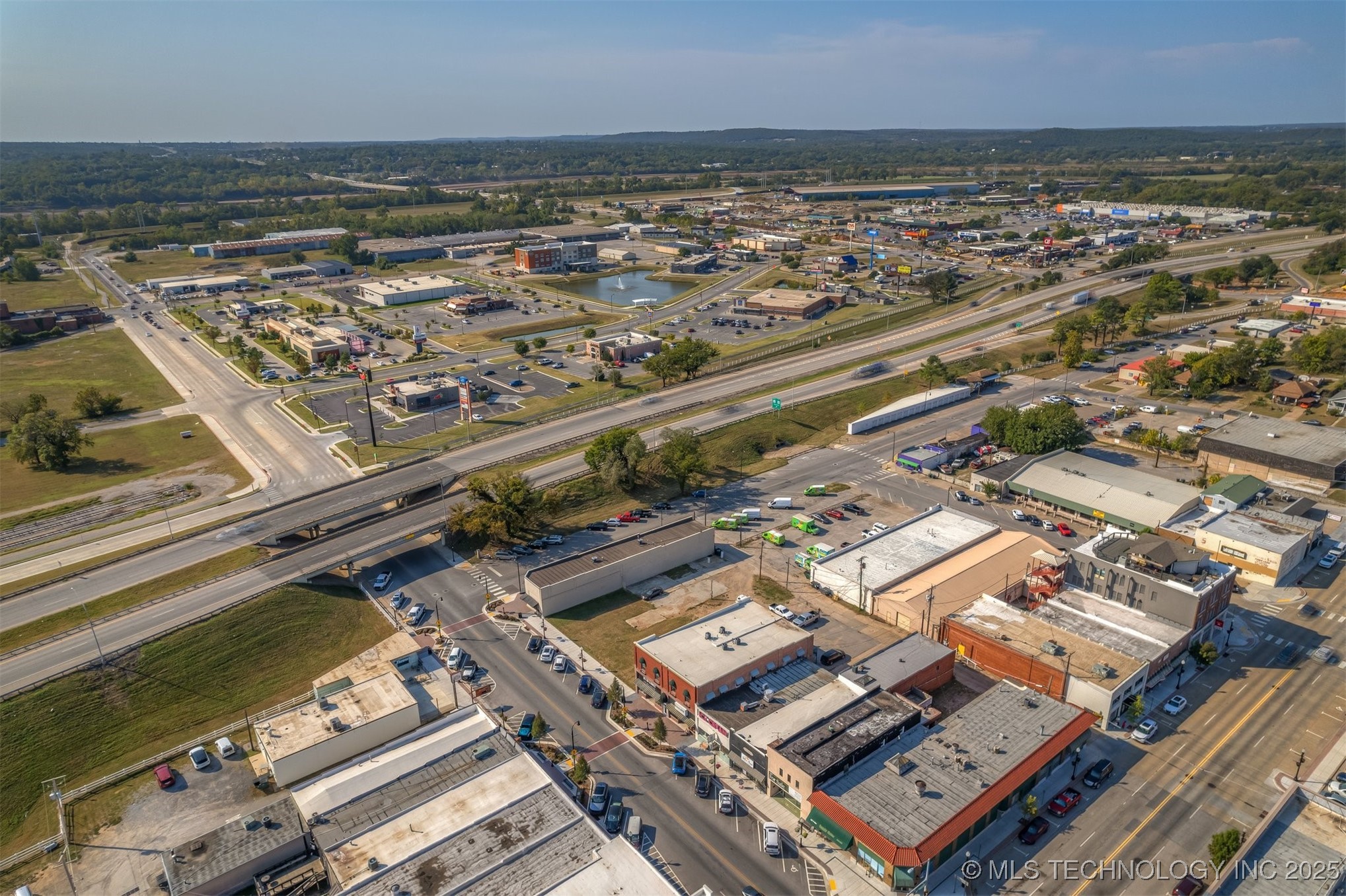 118 N Main Street Property Photo 80