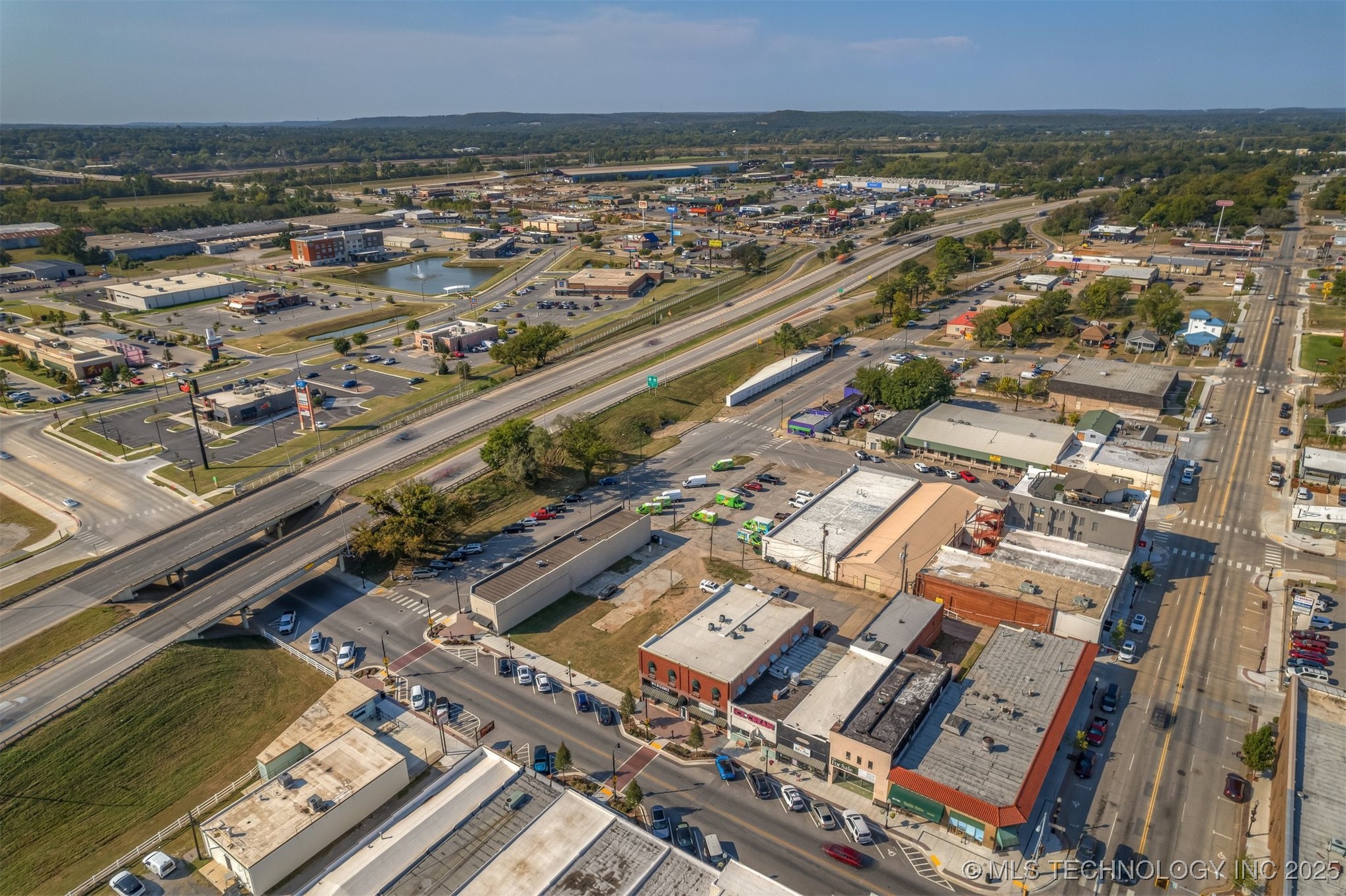 118 N Main Street Property Photo 81