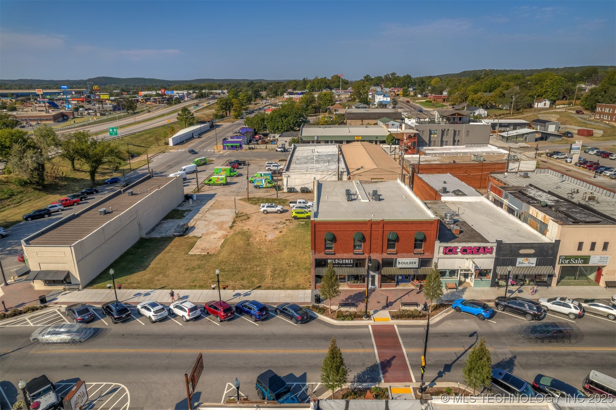 118 N Main Street Property Photo 84