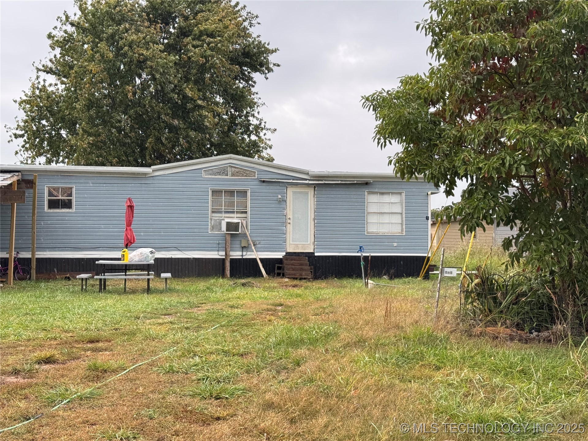 73650 4756 Property Photo 2