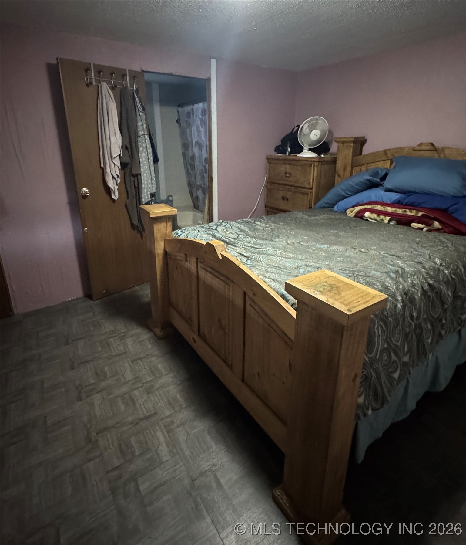 73650 4756 Property Photo 12