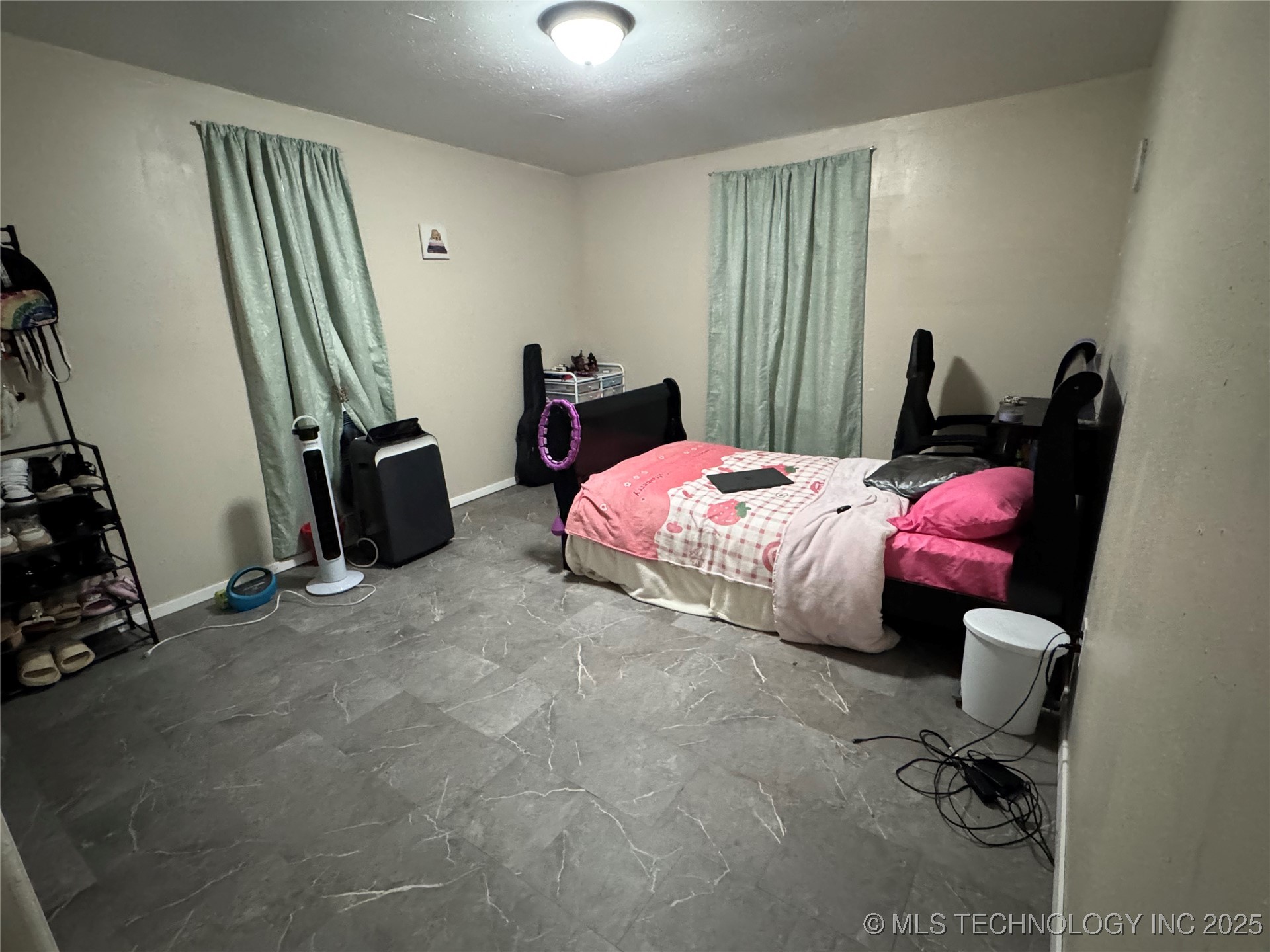 73650 4756 Property Photo 18