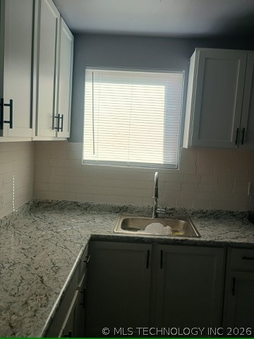 73650 4756 Property Photo 25