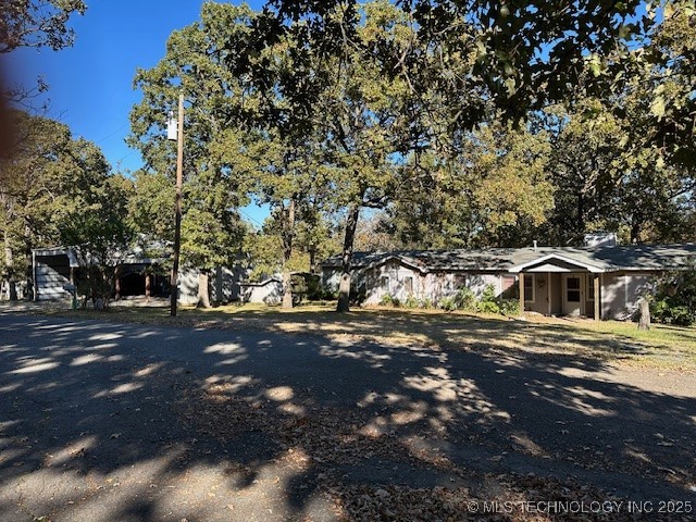 74128 Buckeye Road Property Photo 2