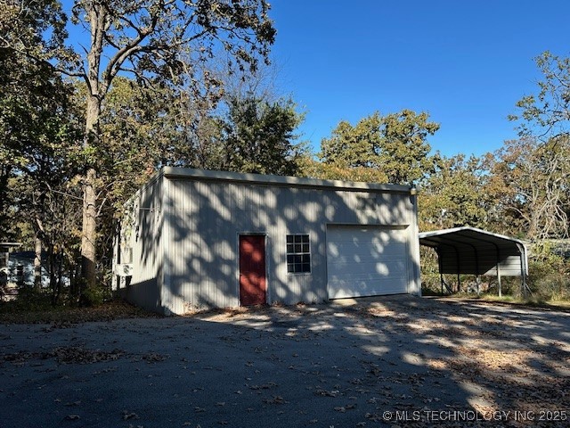 74128 Buckeye Road Property Photo 5