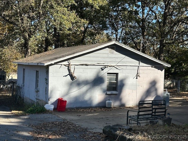 74128 Buckeye Road Property Photo 6