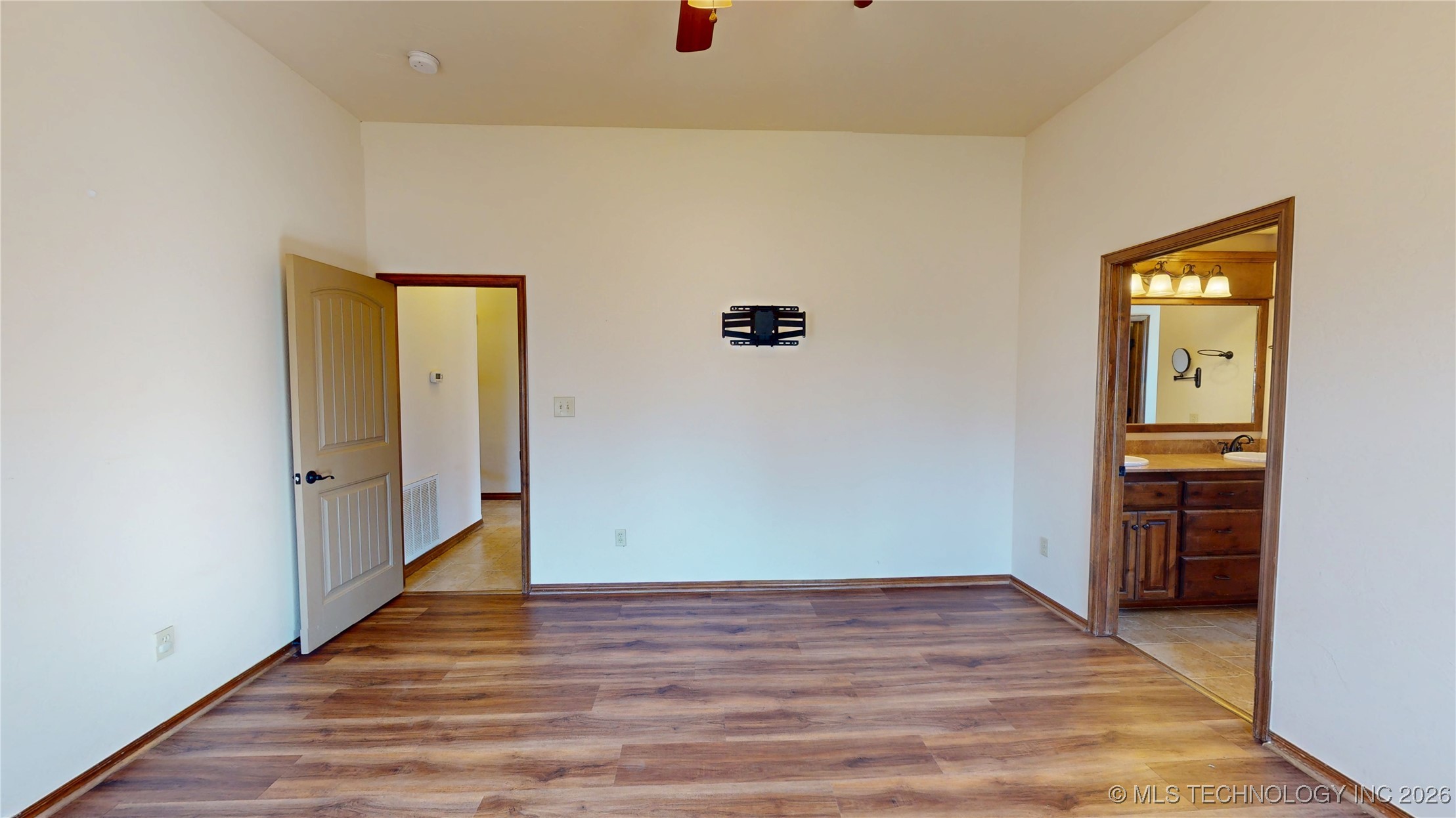 14051 County Road 1572 Property Photo 20