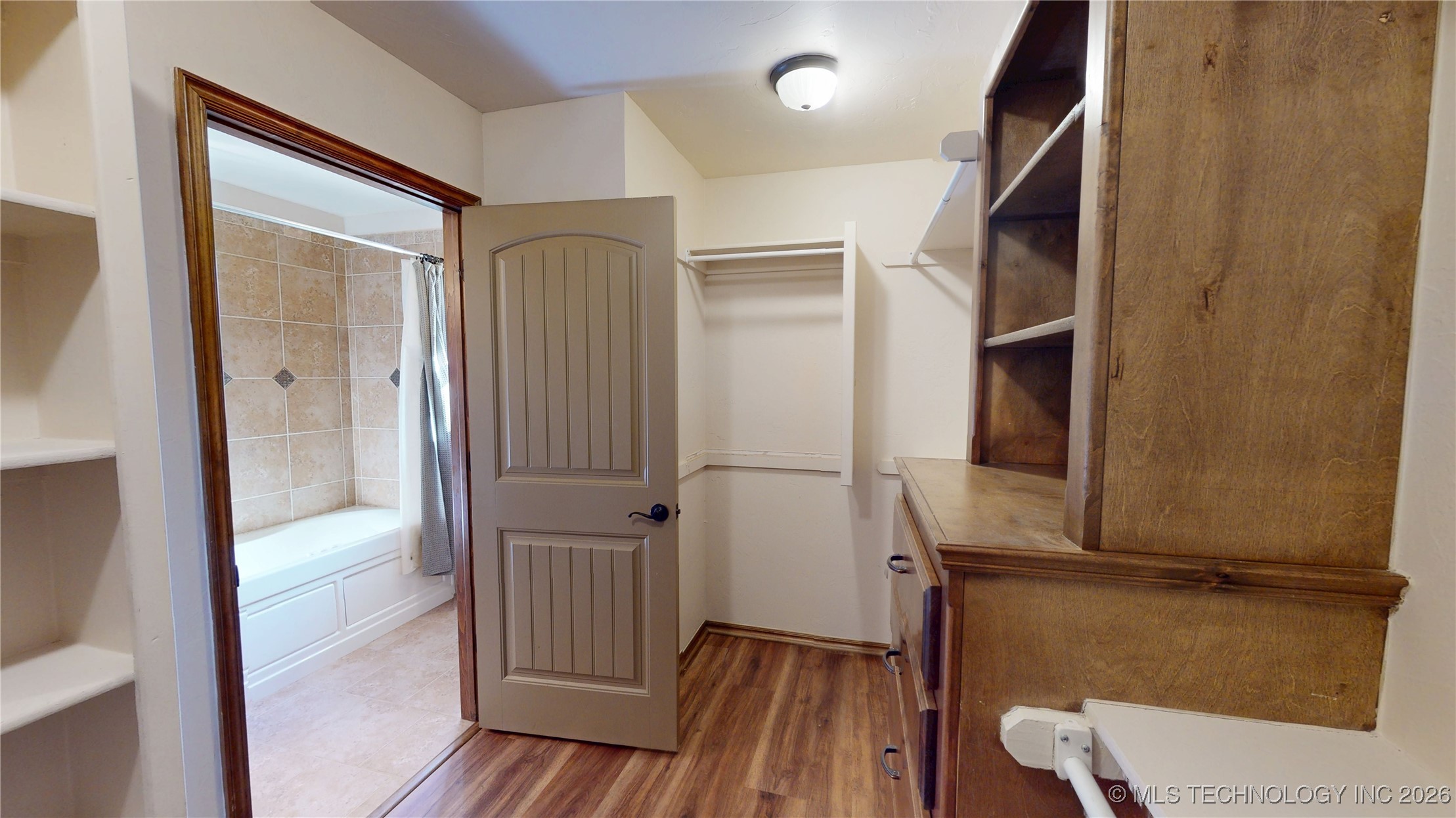 14051 County Road 1572 Property Photo 26