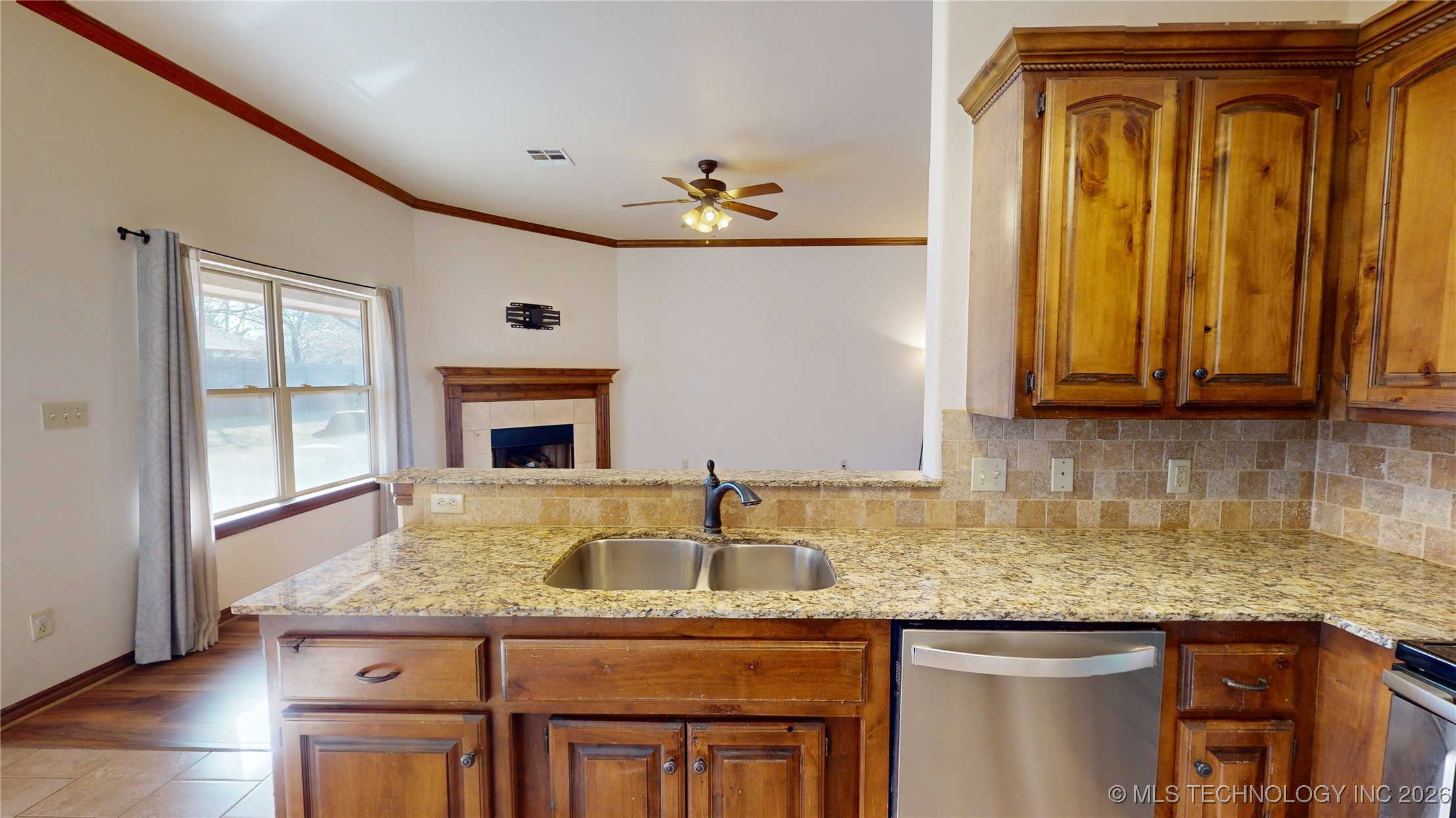 14051 County Road 1572 Property Photo 37