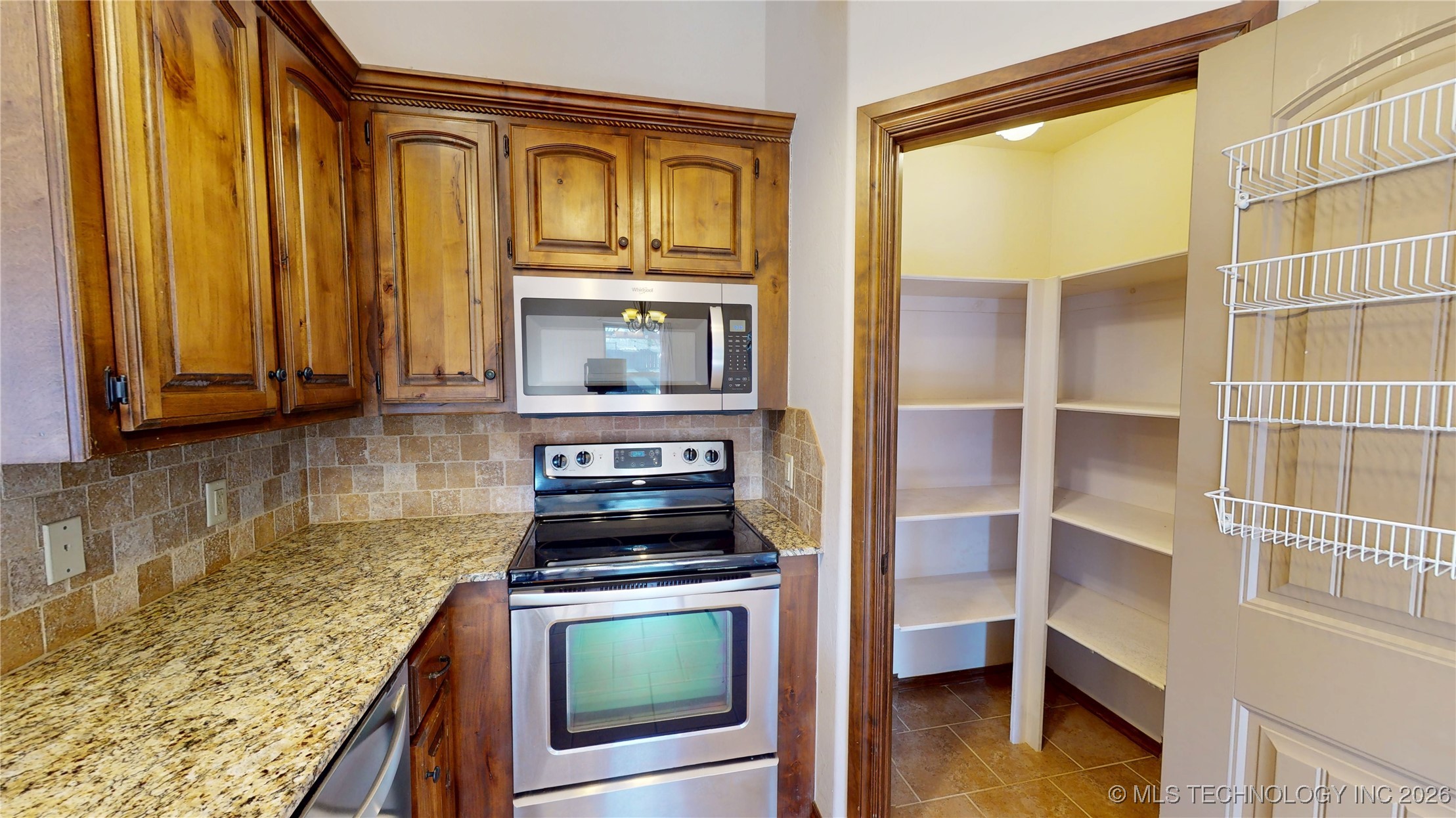 14051 County Road 1572 Property Photo 40