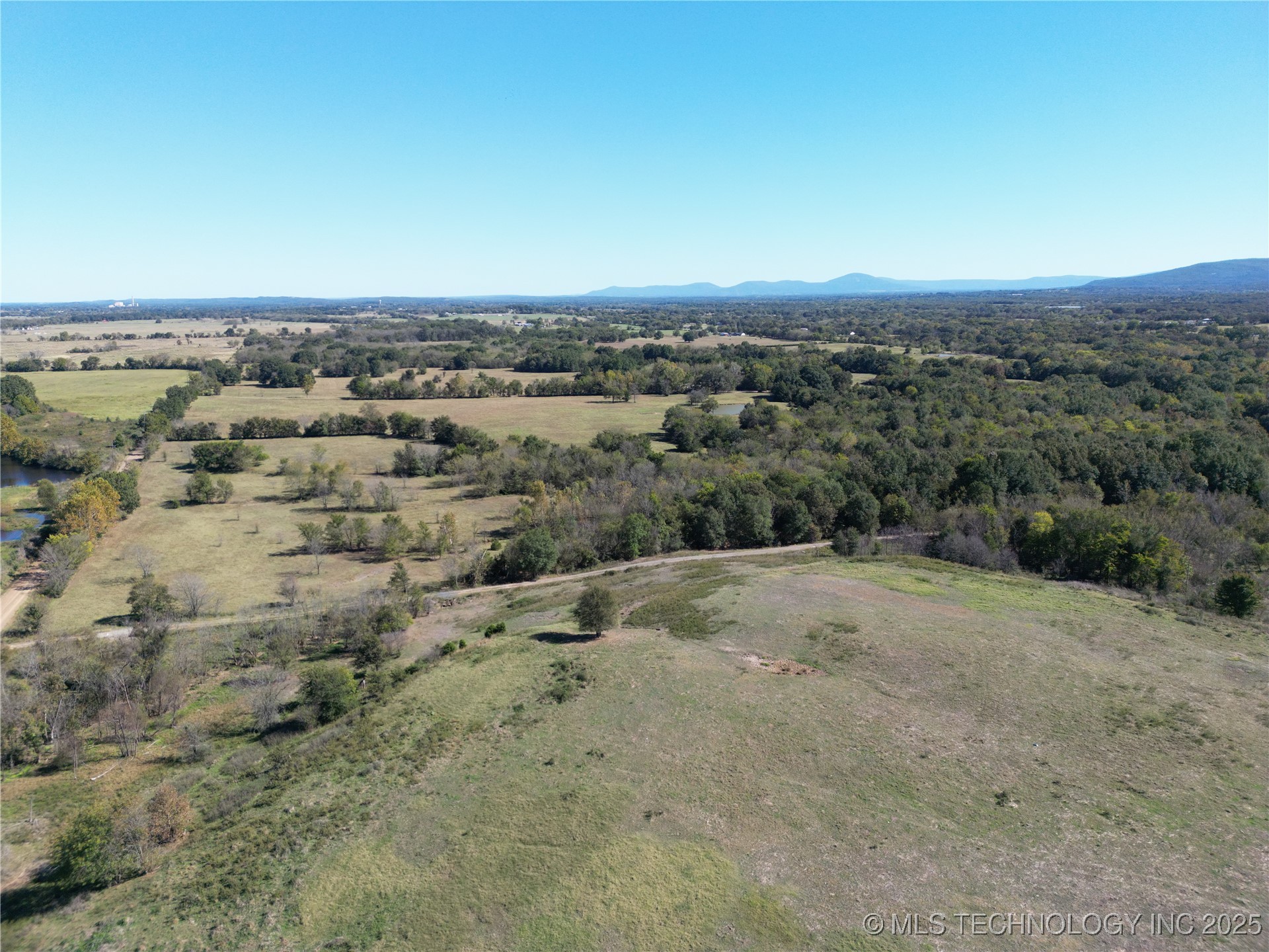 1 Rock Jail Road Property Photo 11