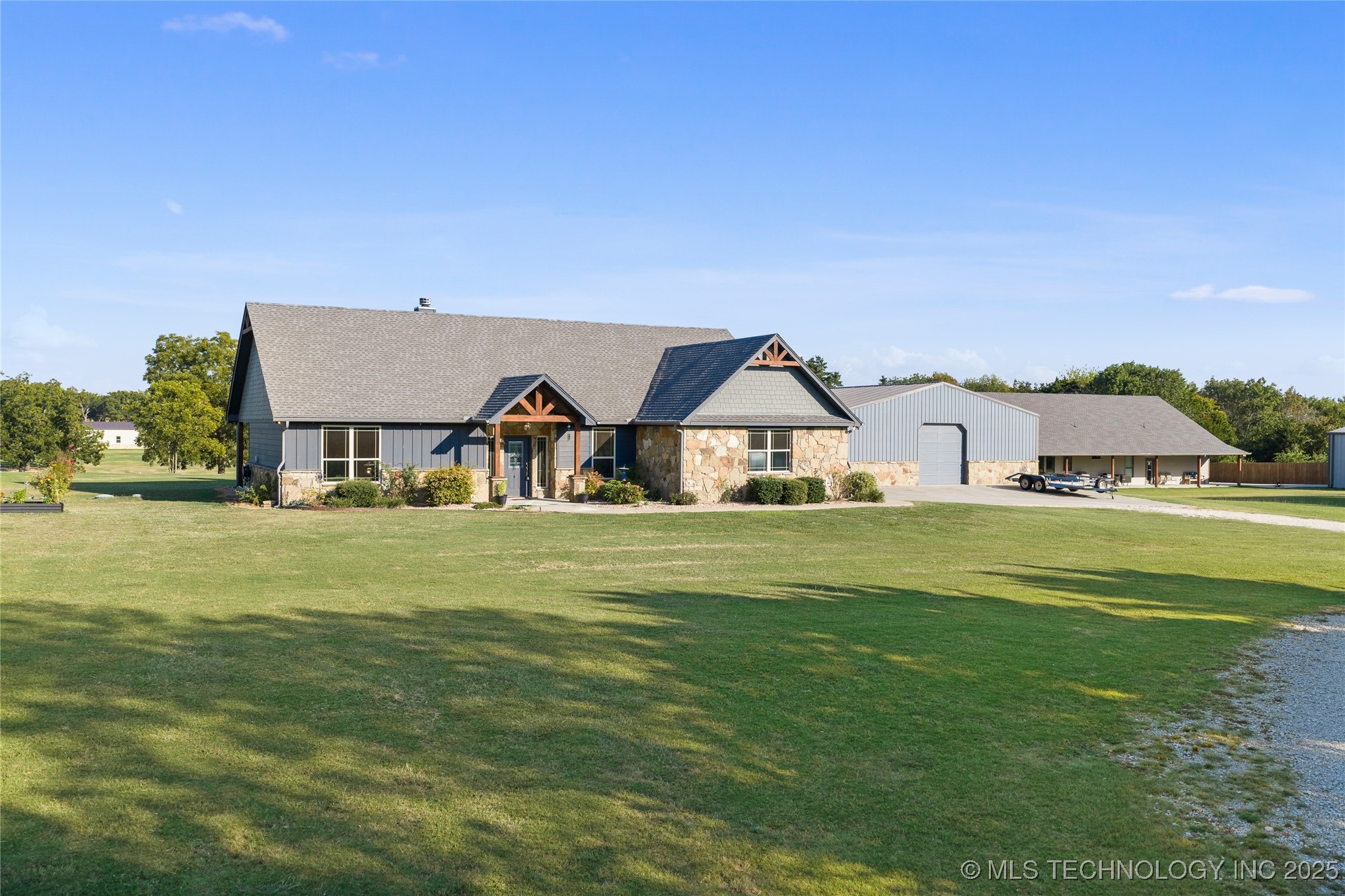 13572 Kaney Property Photo 1