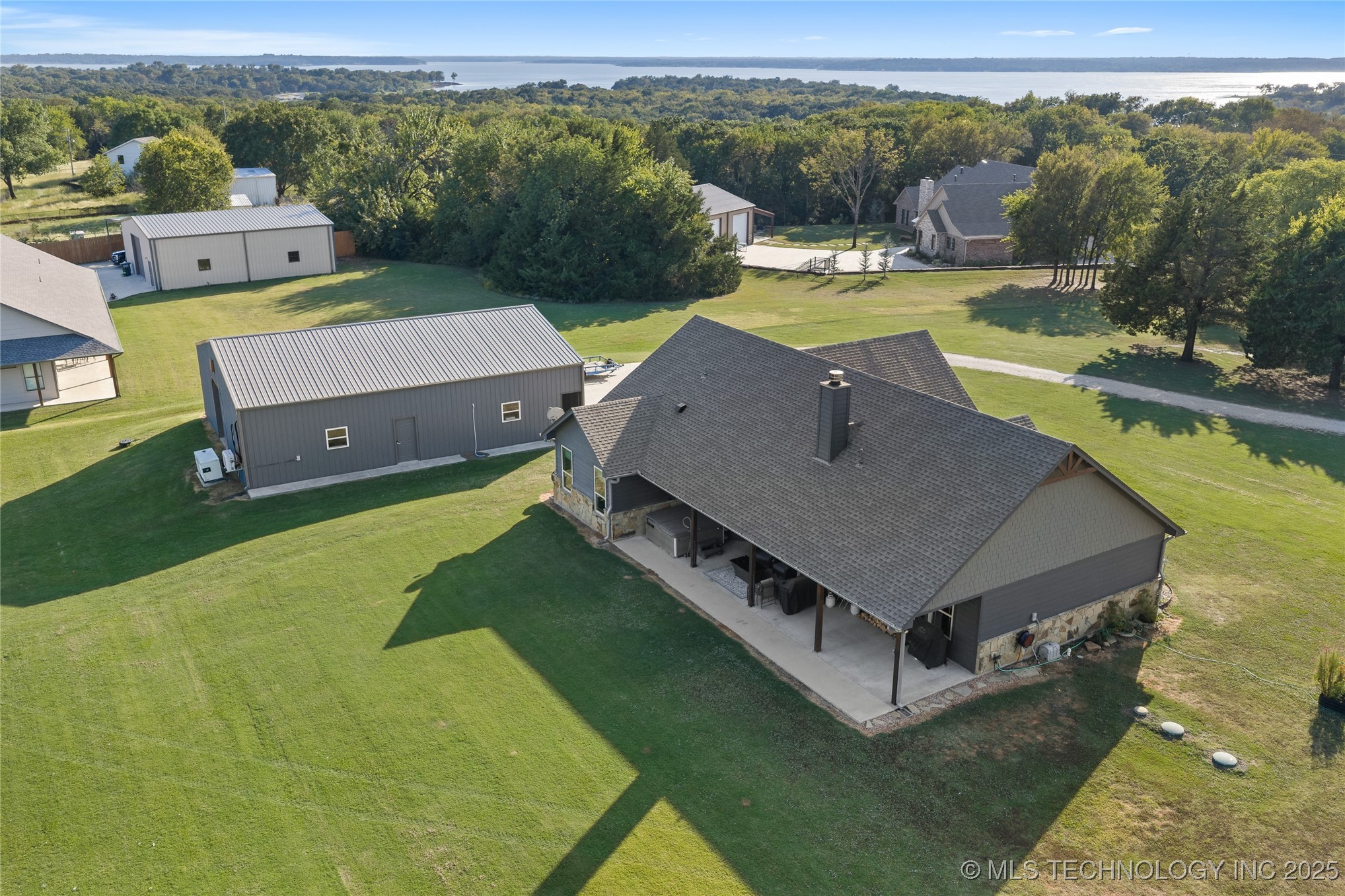 13572 Kaney Property Photo 9