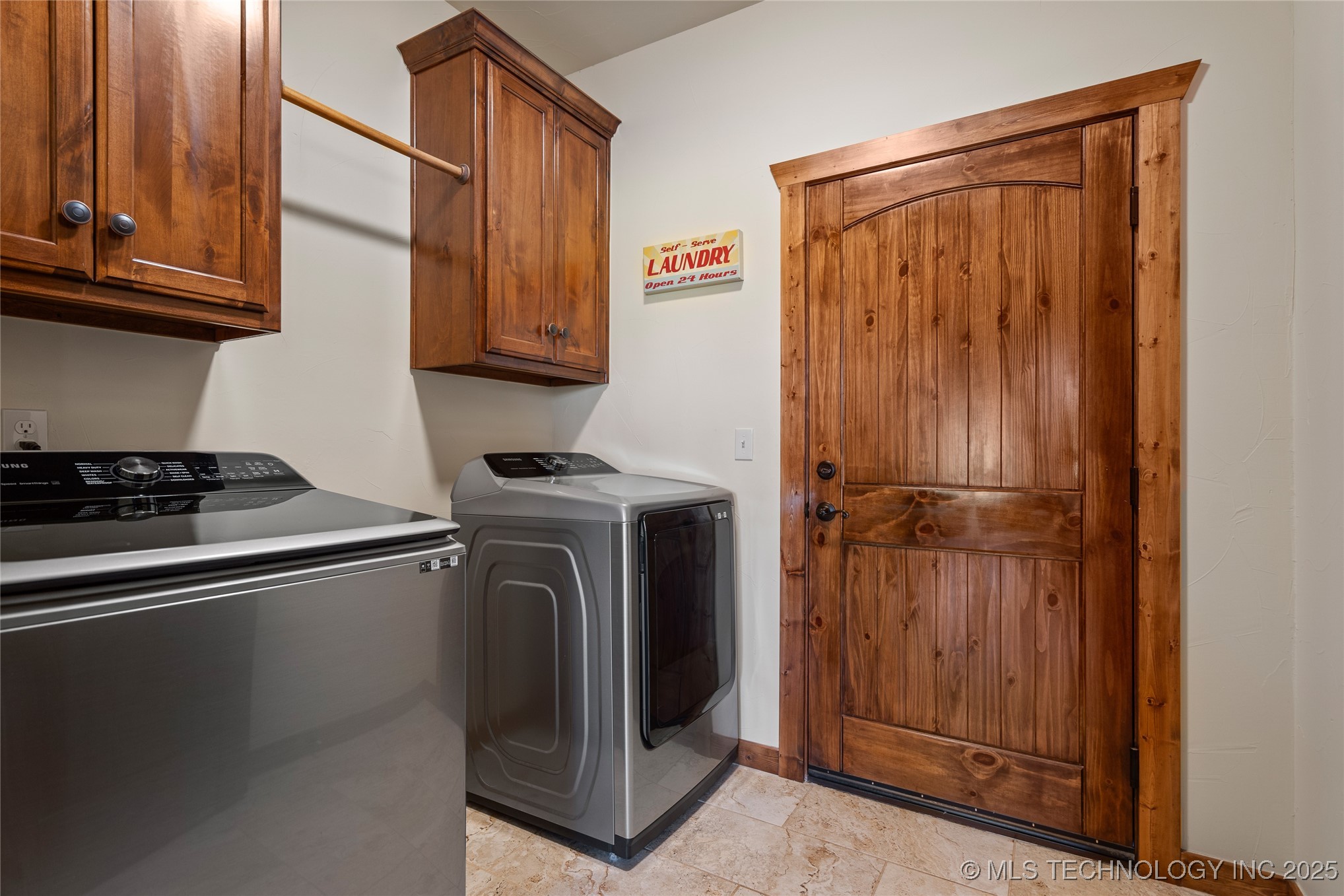 13572 Kaney Property Photo 41