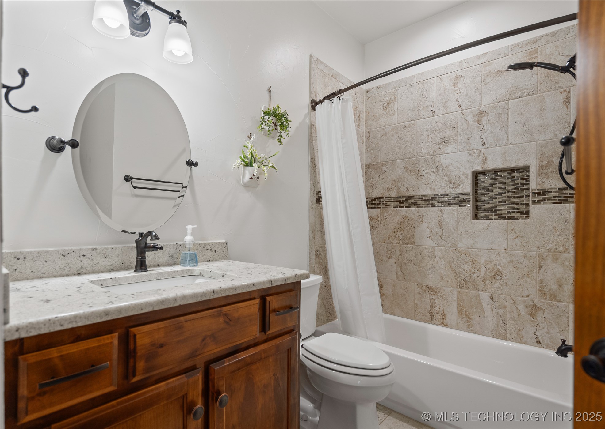 13572 Kaney Property Photo 45