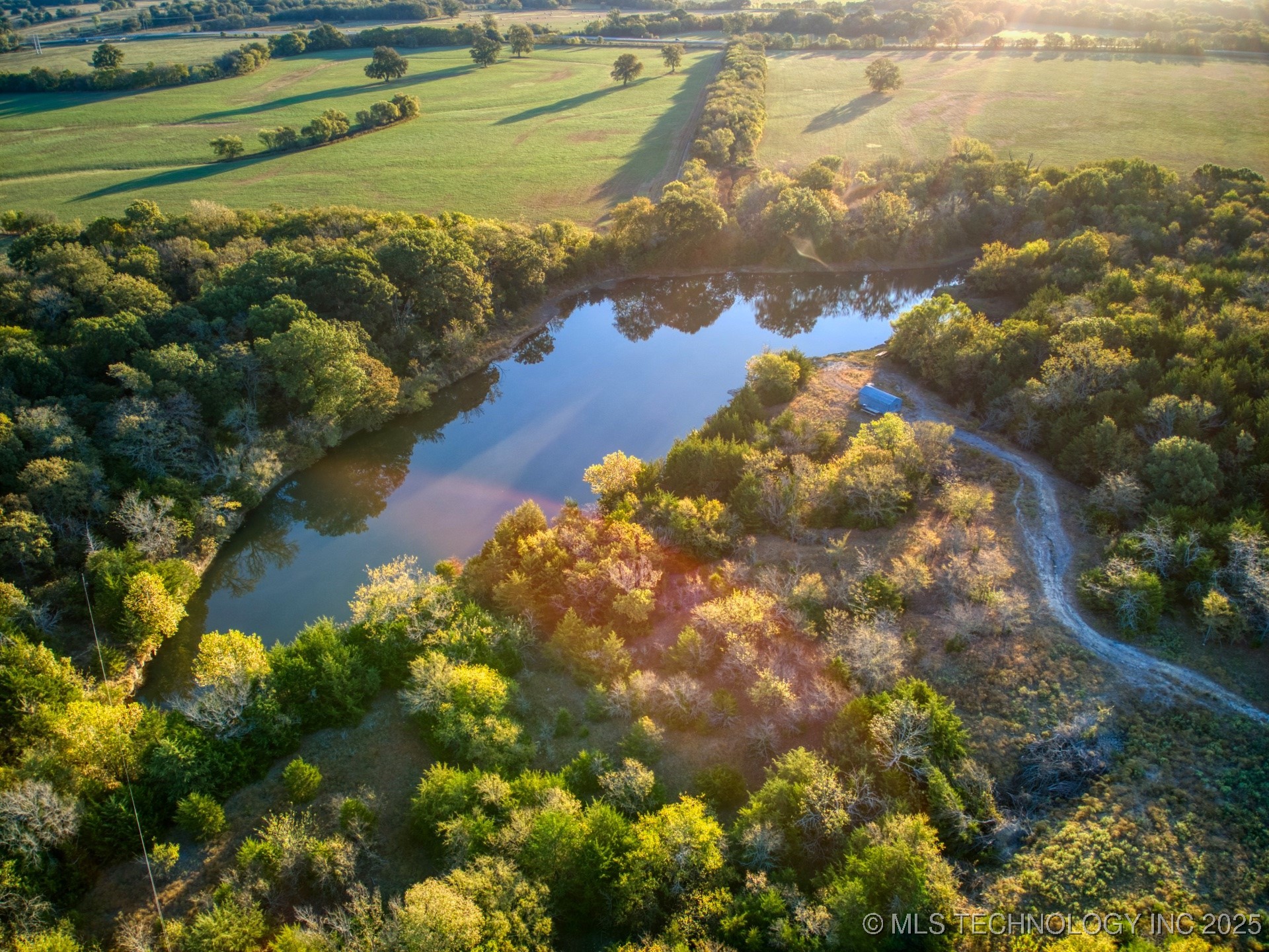 2544785 Property Photo 4