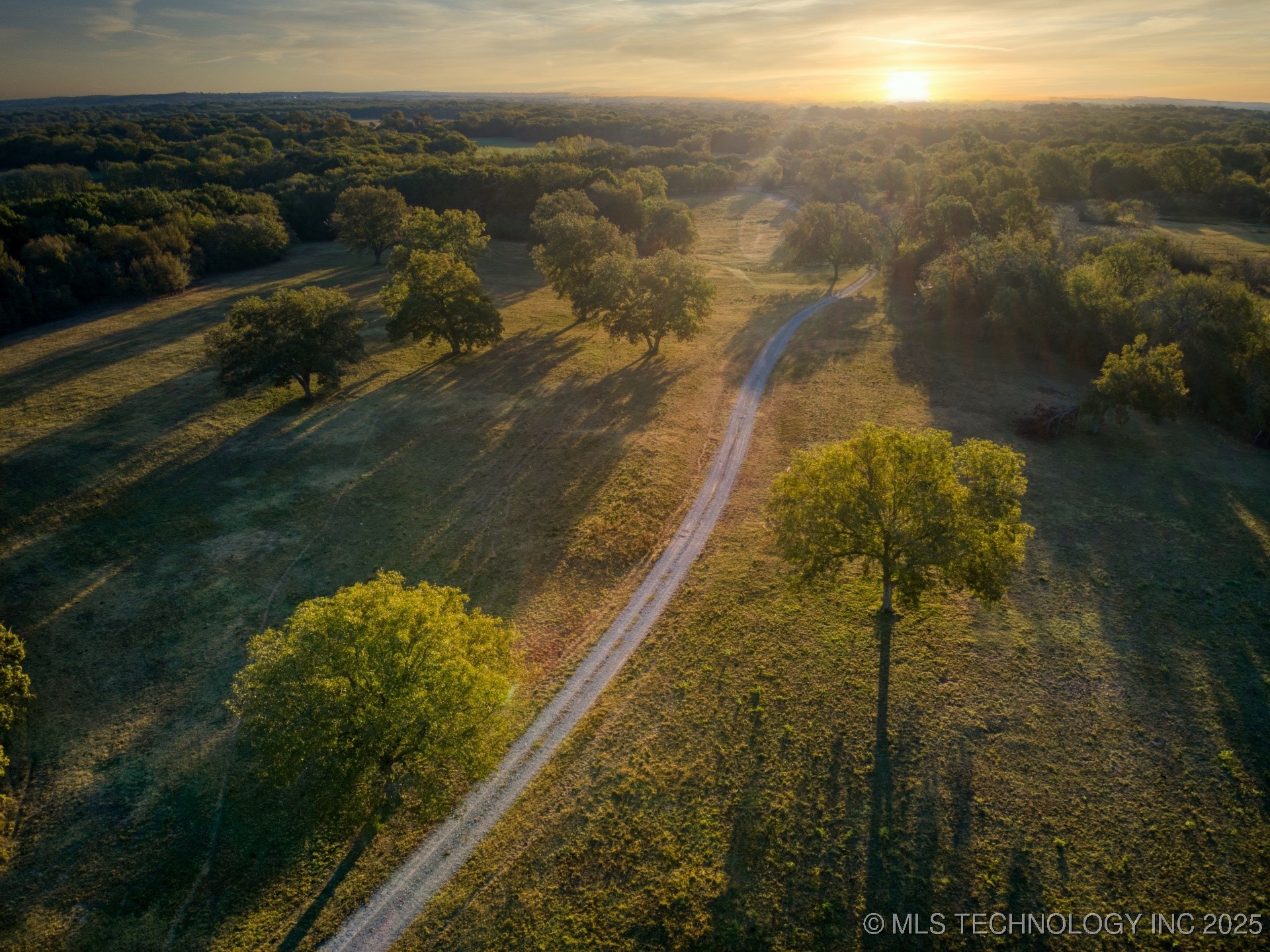 2544785 Property Photo 5