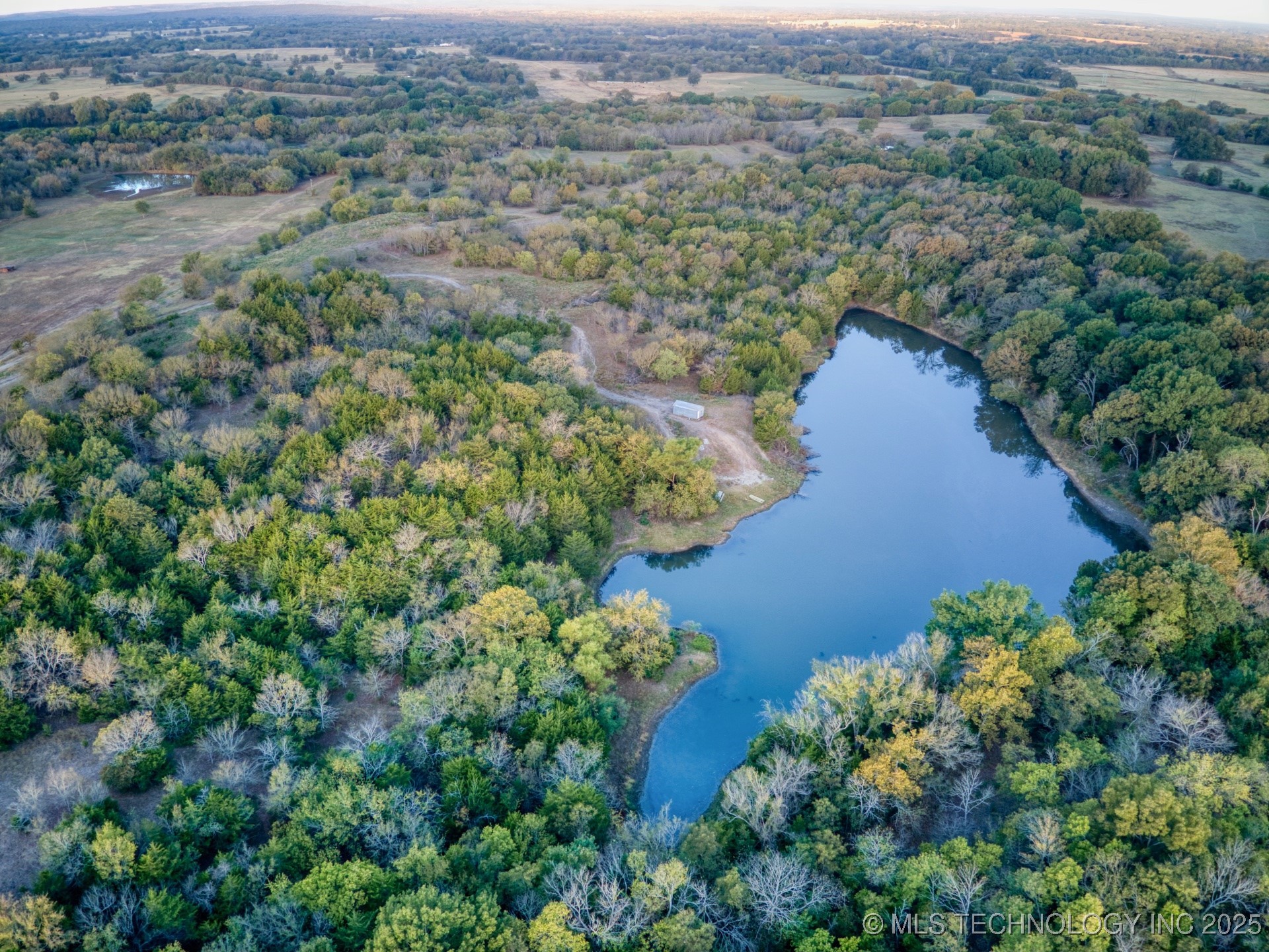 2544785 Property Photo 10