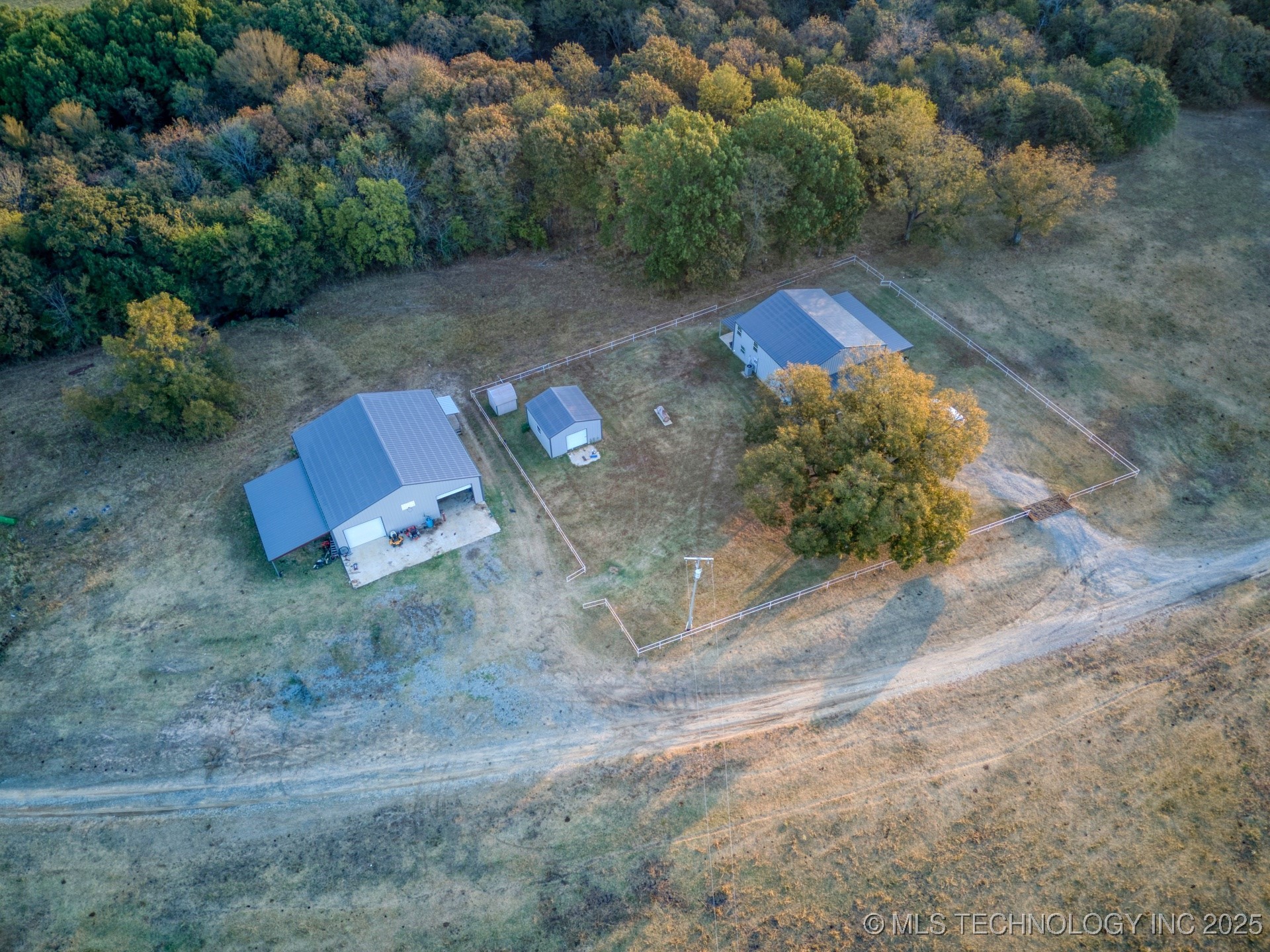 2544785 Property Photo 11