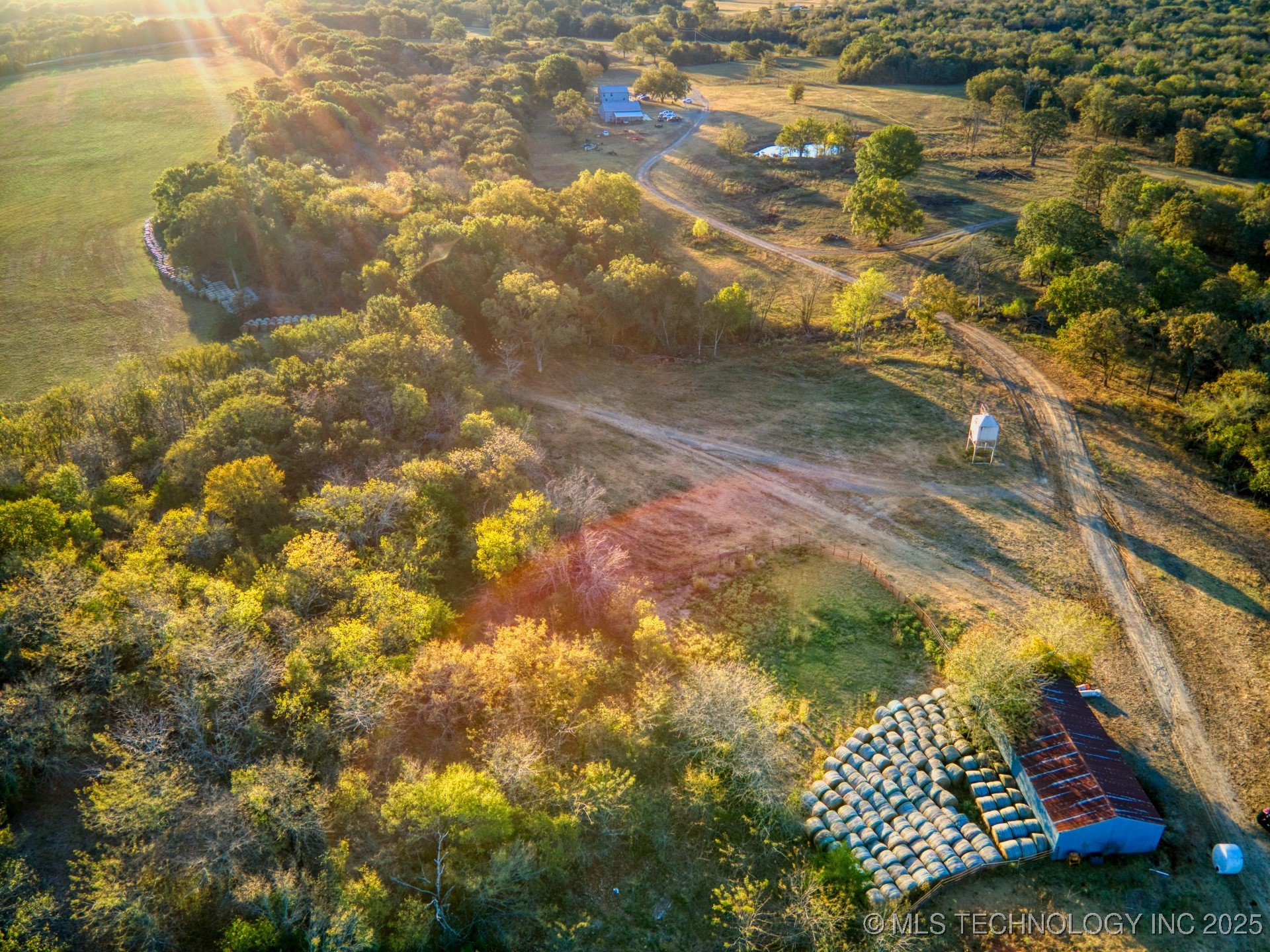 2544785 Property Photo 12