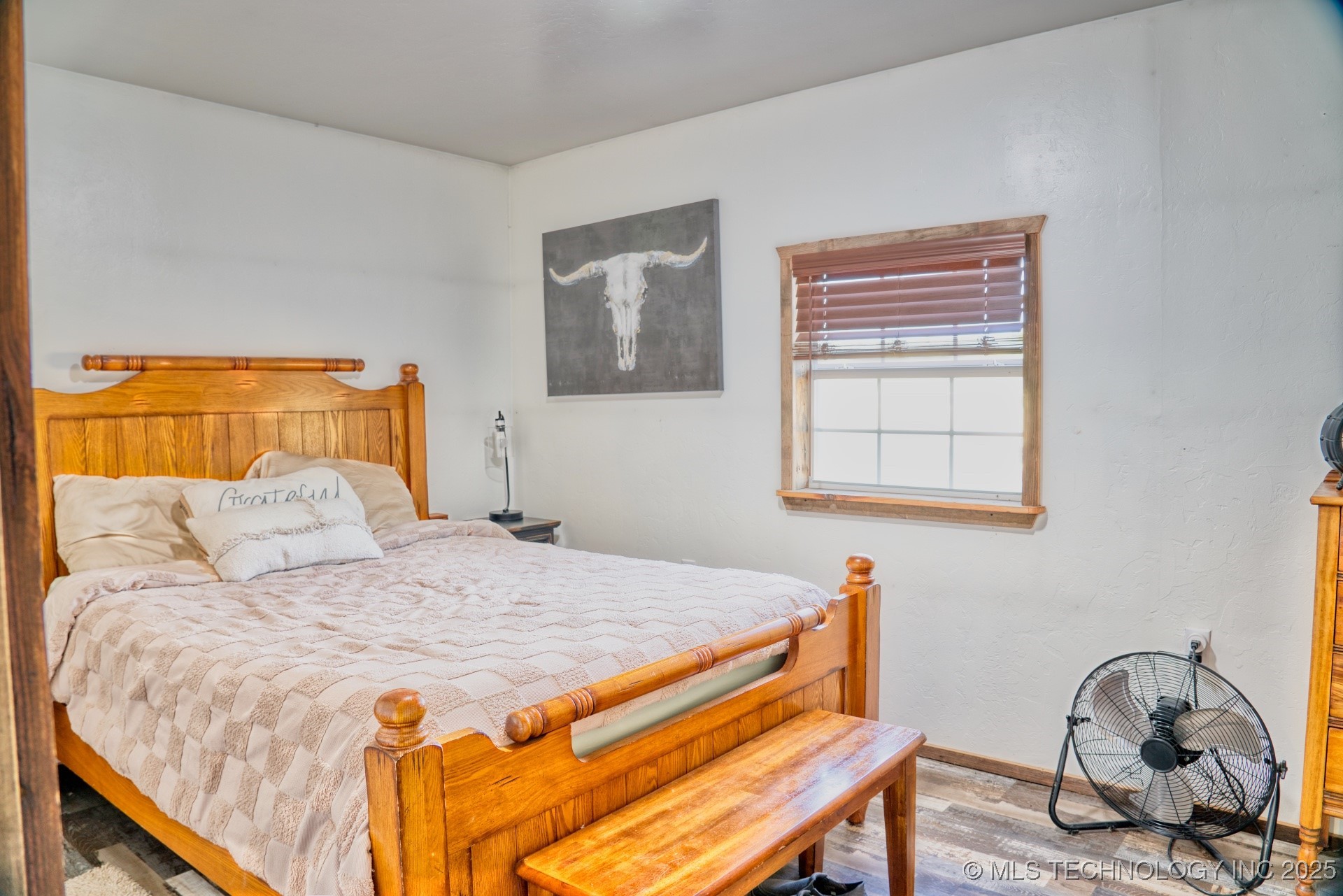 2544785 Property Photo 40