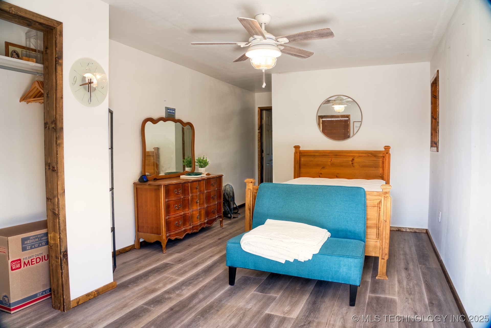 2544785 Property Photo 46