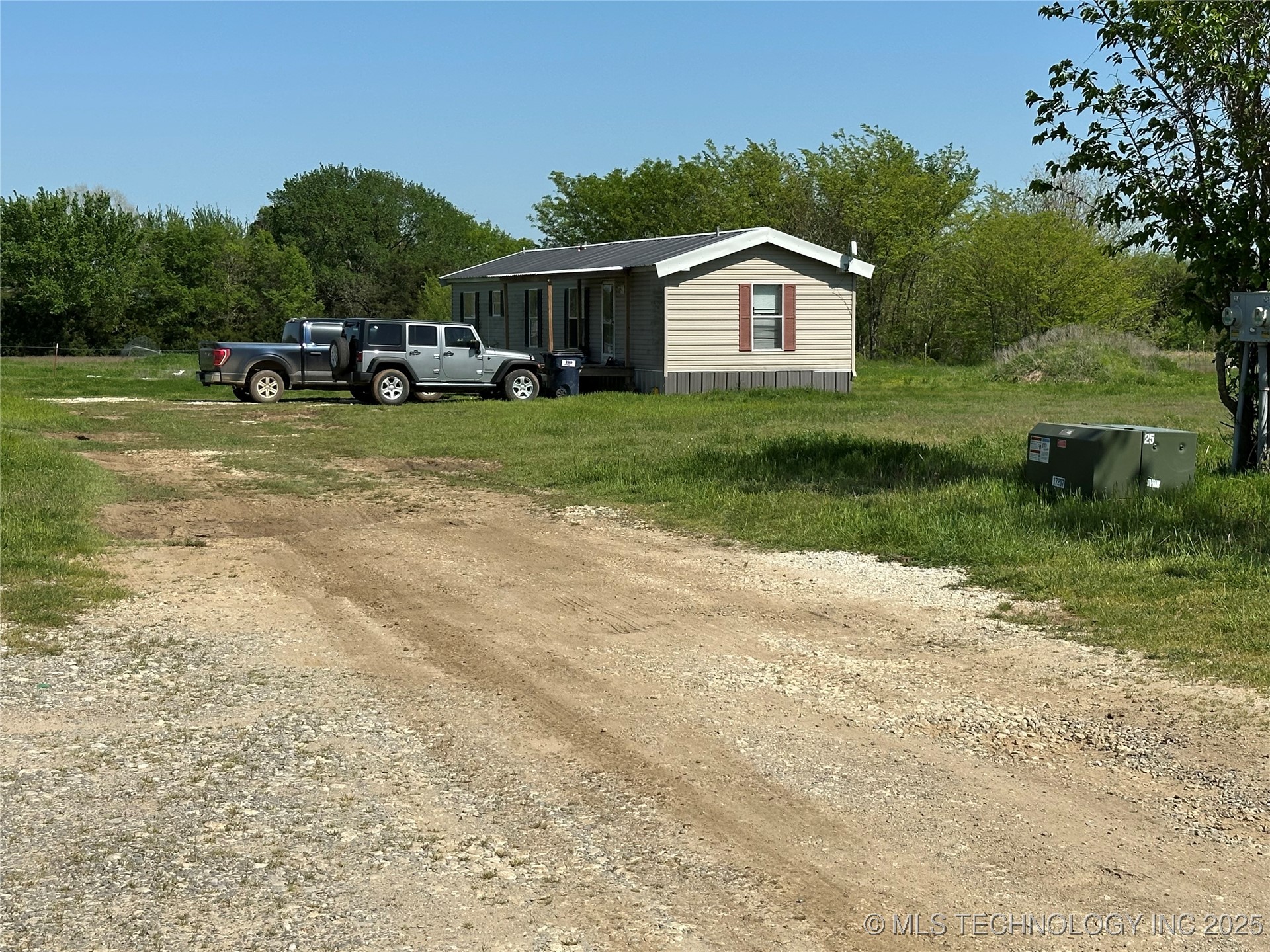 157 Ruby Lee Property Photo 3