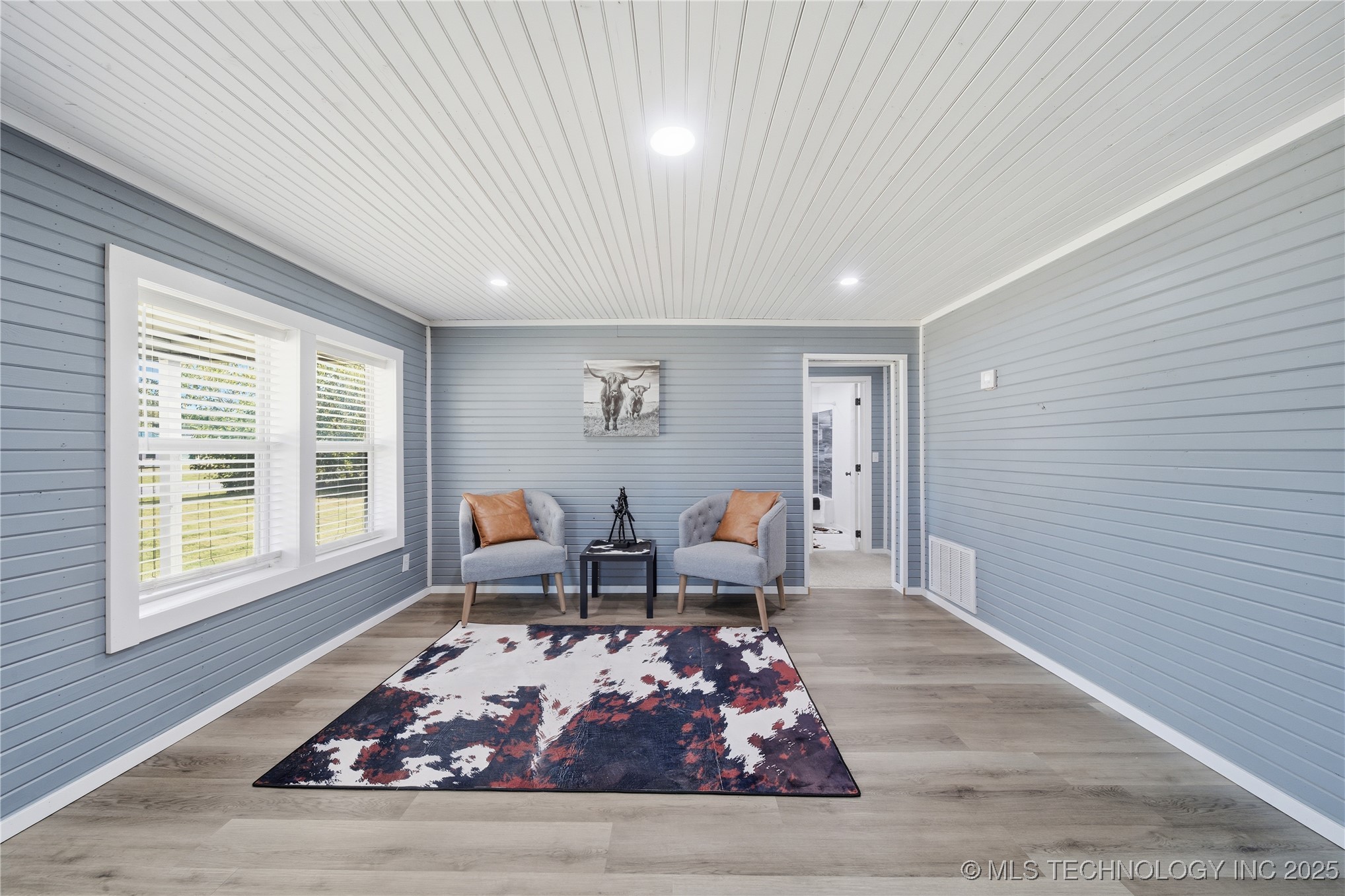 507 S Saltwell Street Property Photo 3