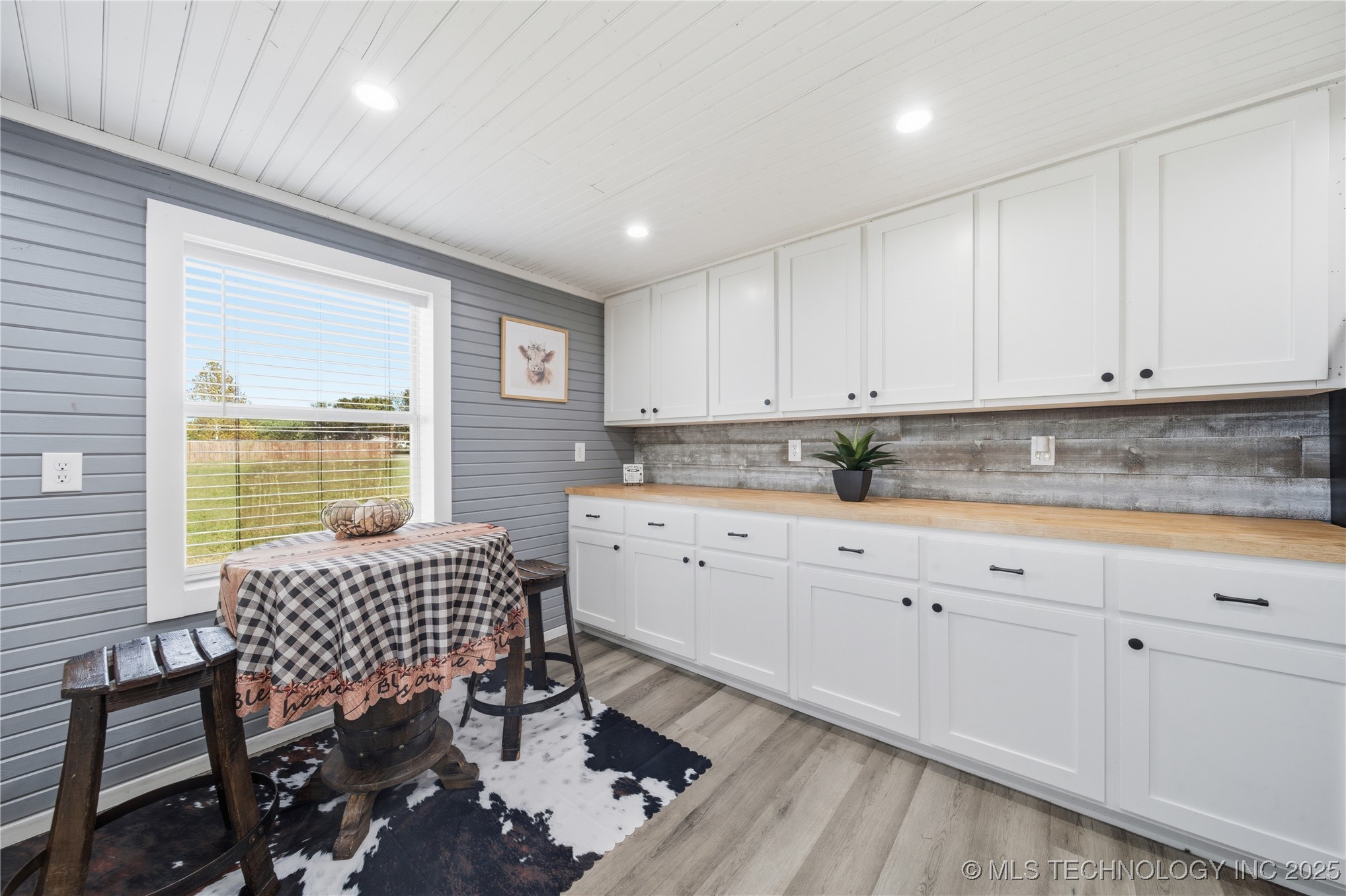 507 S Saltwell Street Property Photo 13