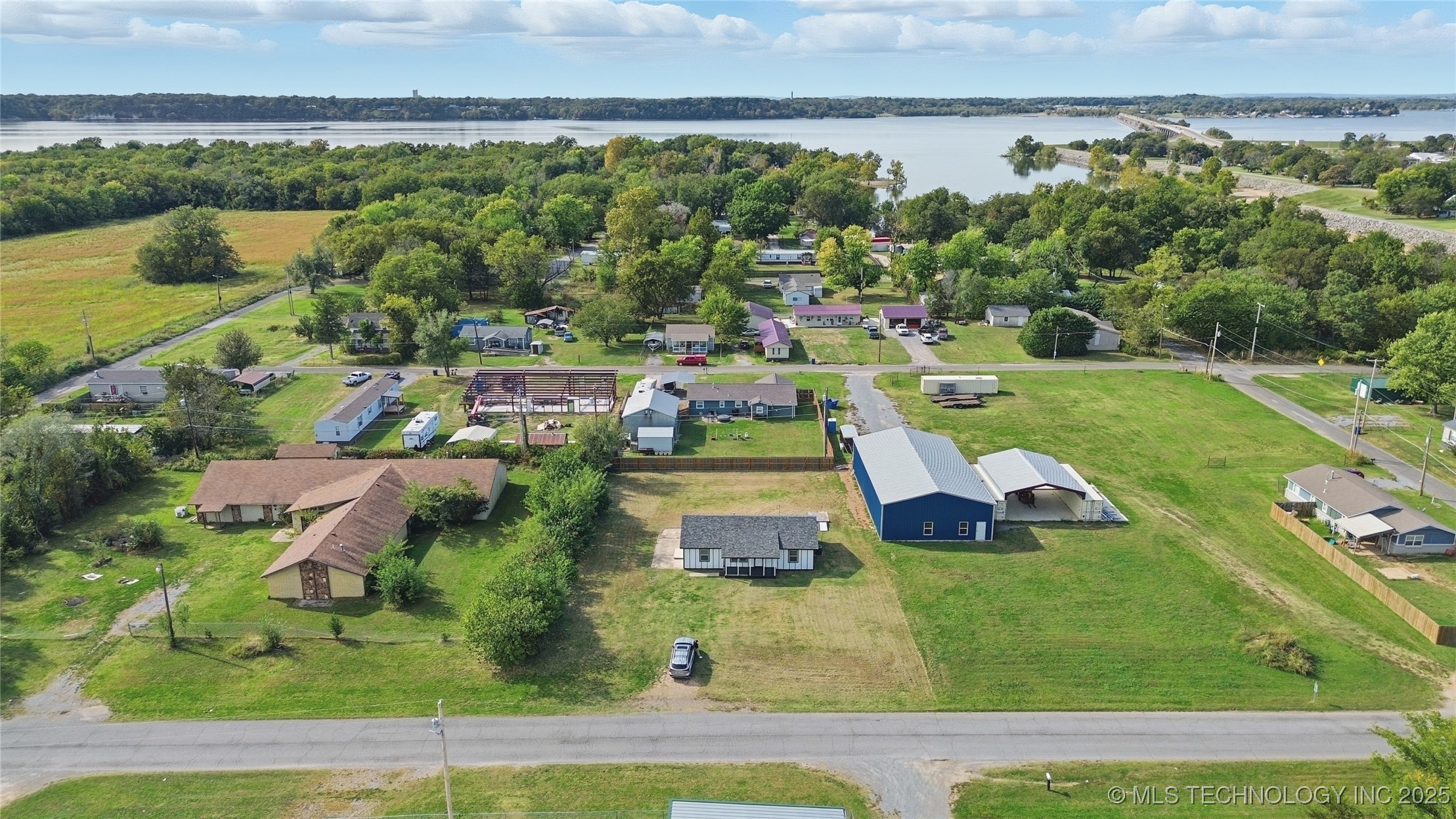 507 S Saltwell Street Property Photo 27