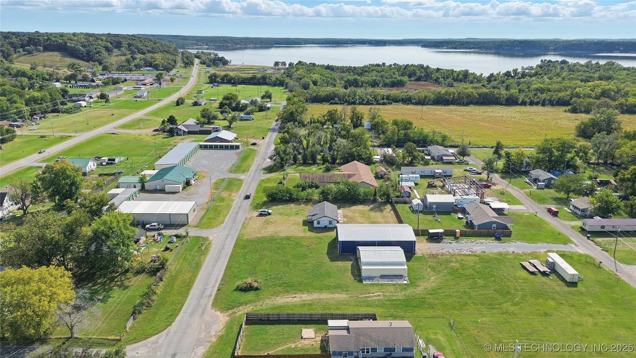 507 S Saltwell Street Property Photo 33